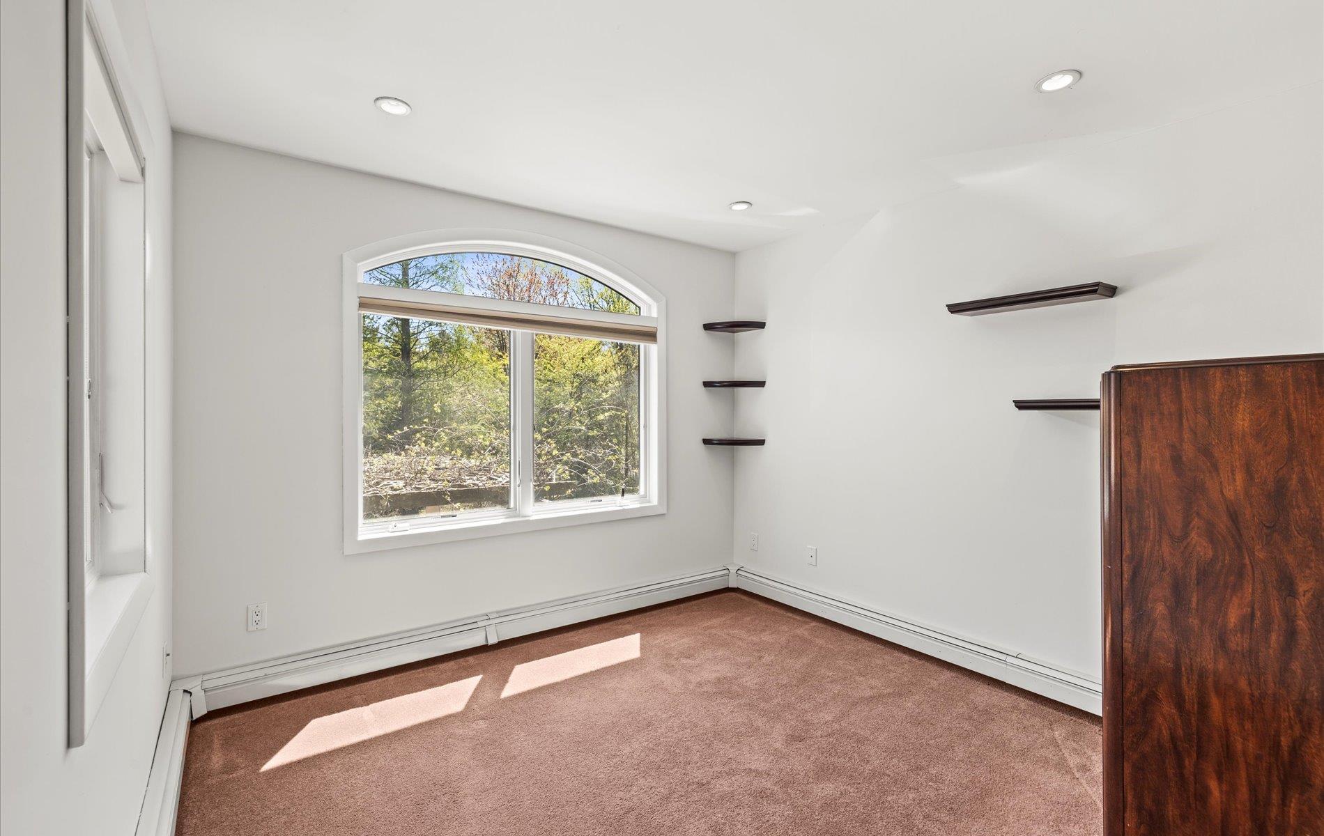 5 Glen Hill Court, Dix Hills, NY 11746