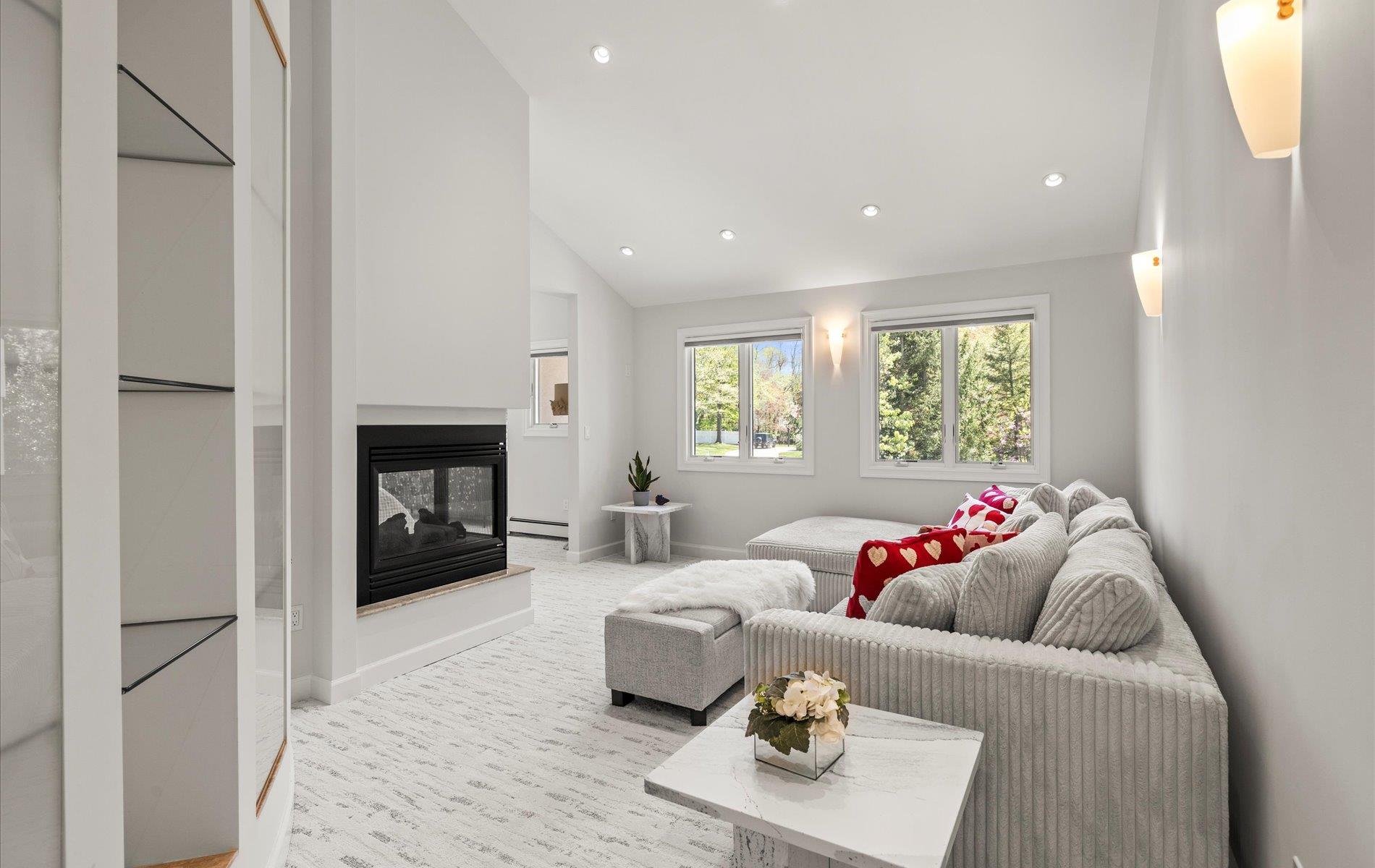 5 Glen Hill Court, Dix Hills, NY 11746