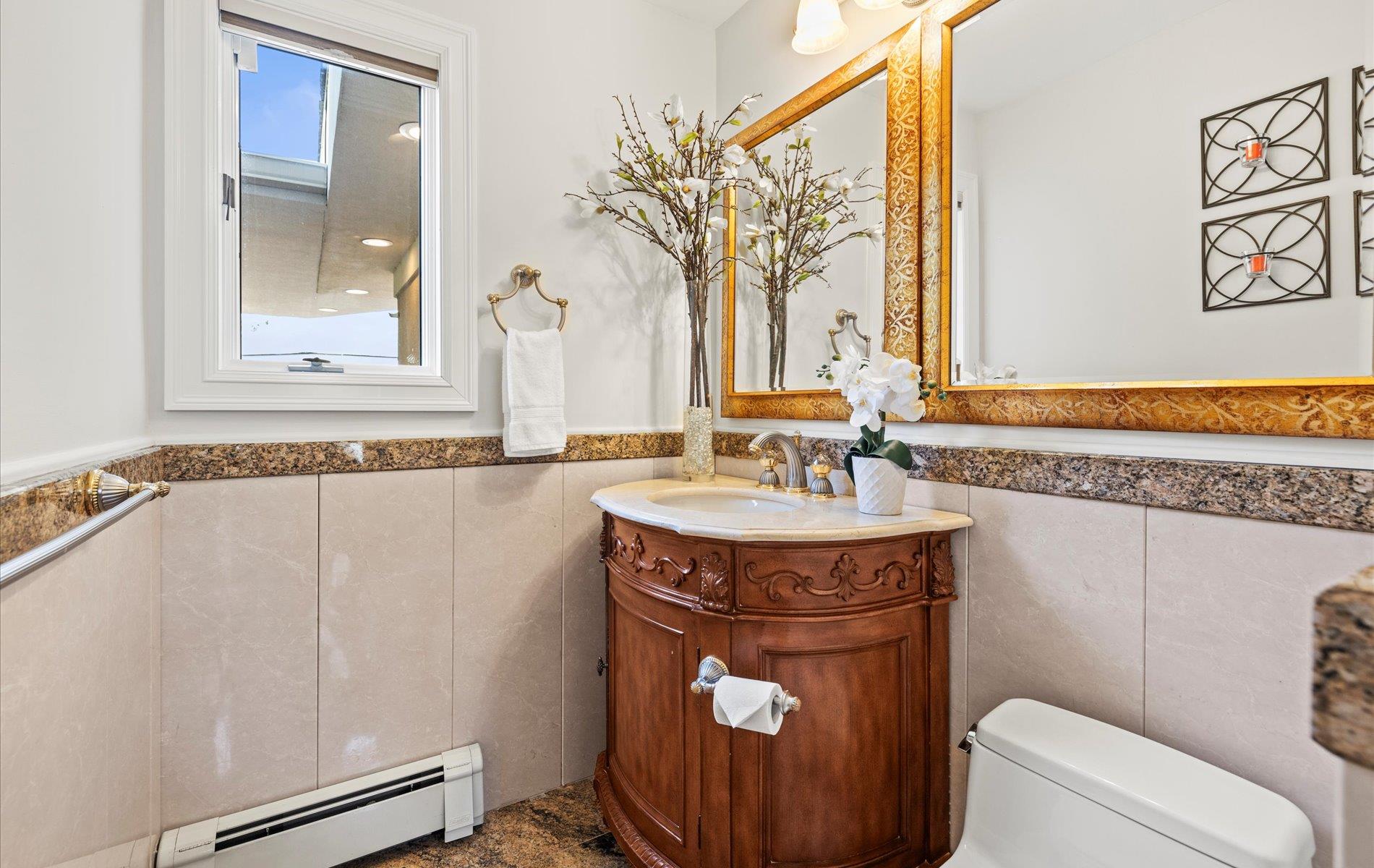 5 Glen Hill Court, Dix Hills, NY 11746