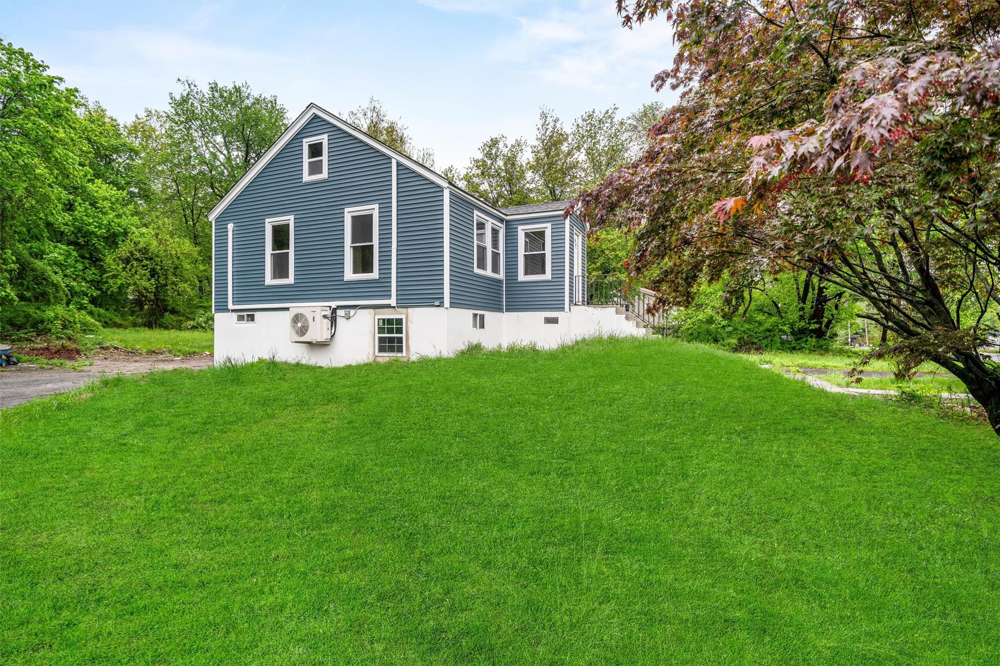 15 Riley Road, New Windsor, NY 12553