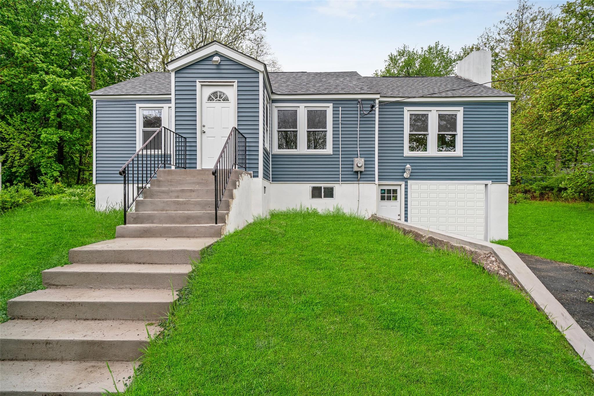 15 Riley Road, New Windsor, NY 12553