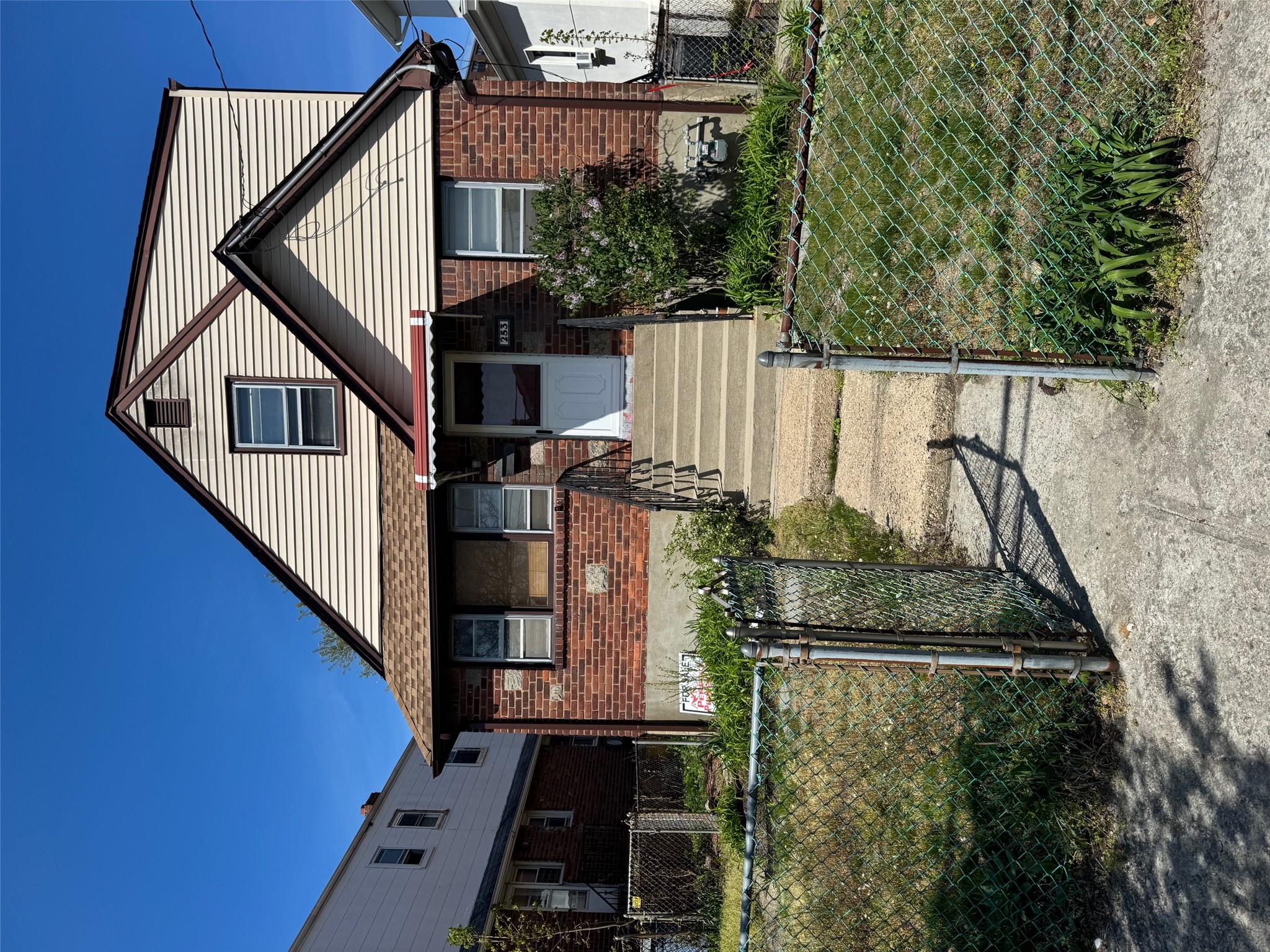 253 Beach 12th Street, Far Rockaway, NY 11691