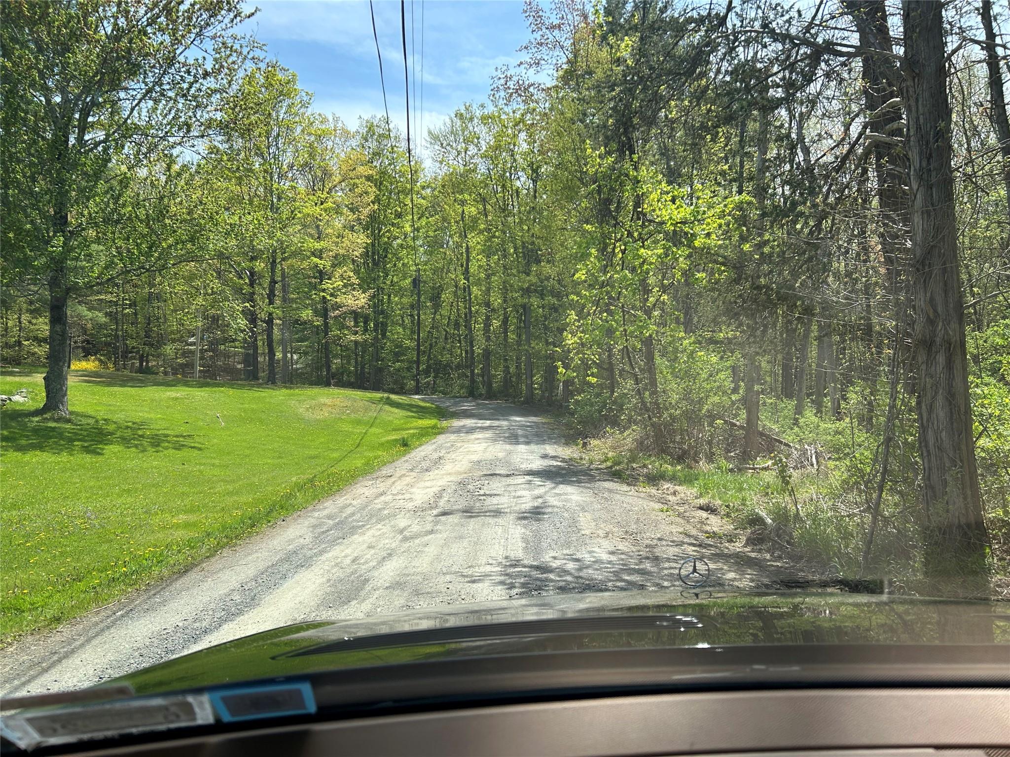 19 S Cross Road, Hyde Park, NY 12580