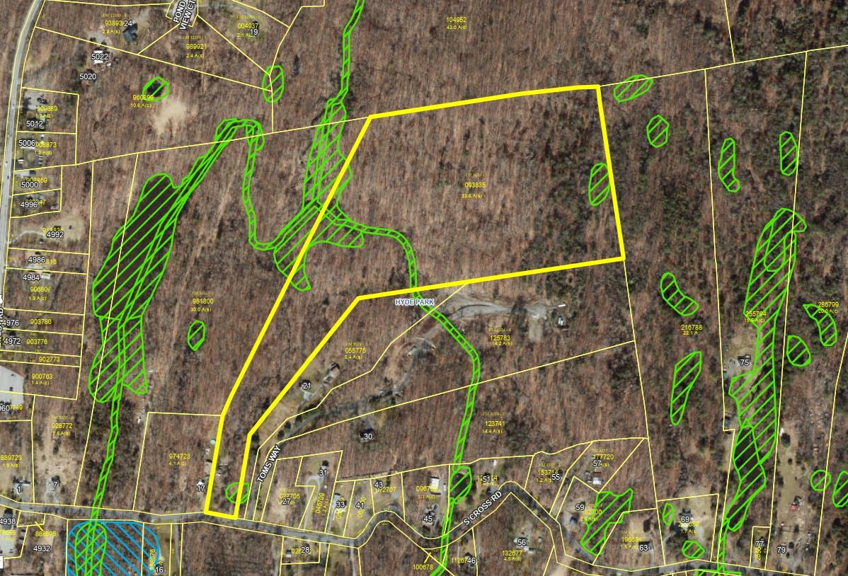 19 S Cross Road, Hyde Park, NY 12580