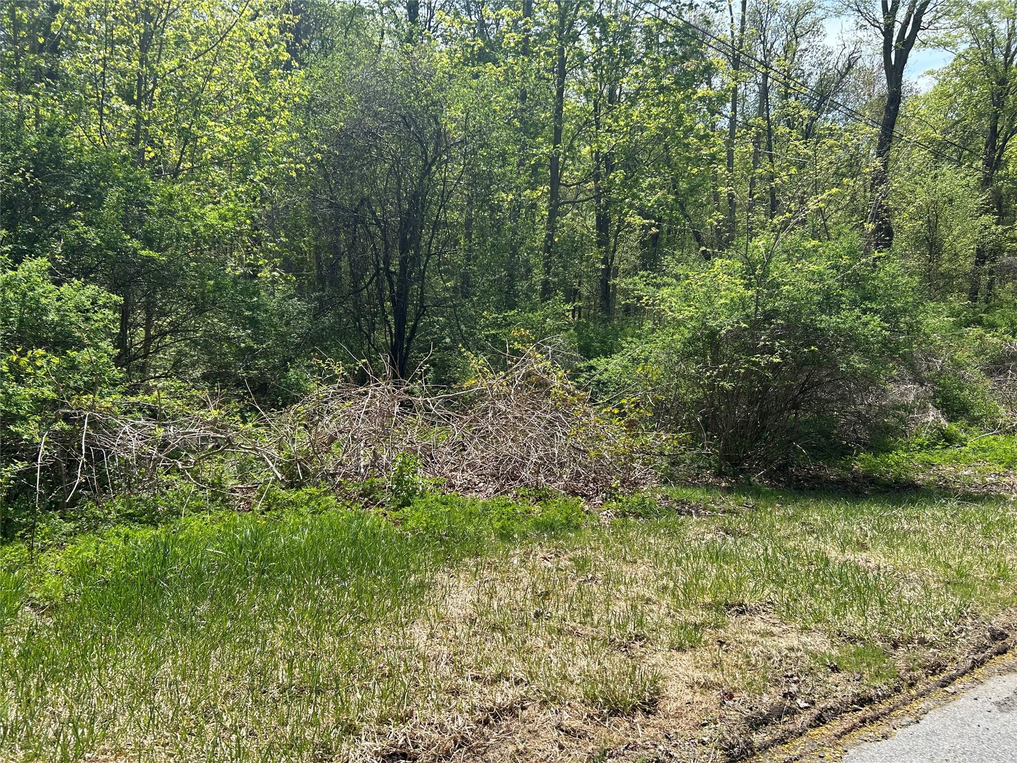 19 S Cross Road, Hyde Park, NY 12580