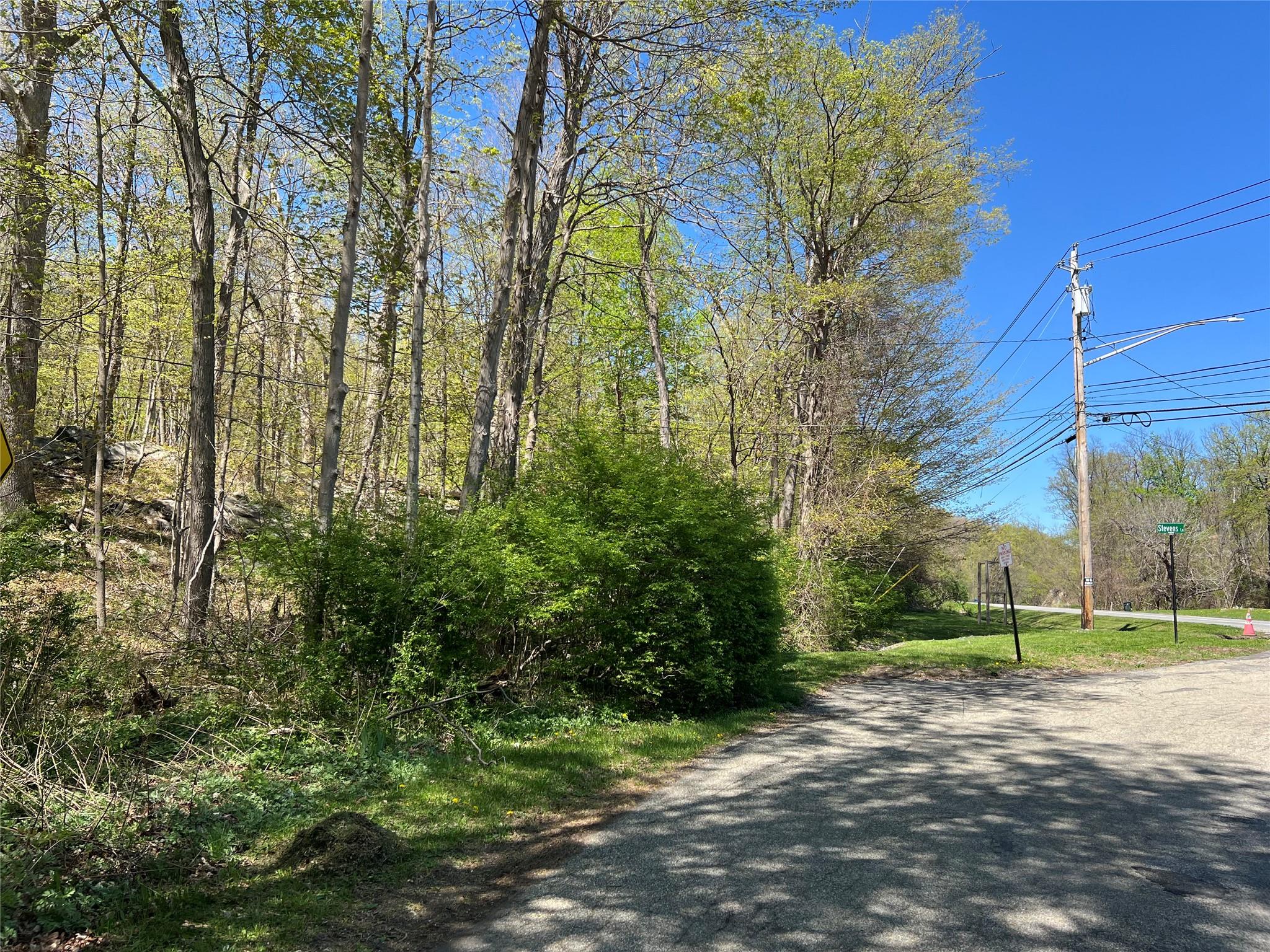 Stevens Lane, Tuxedo Park, NY 10987