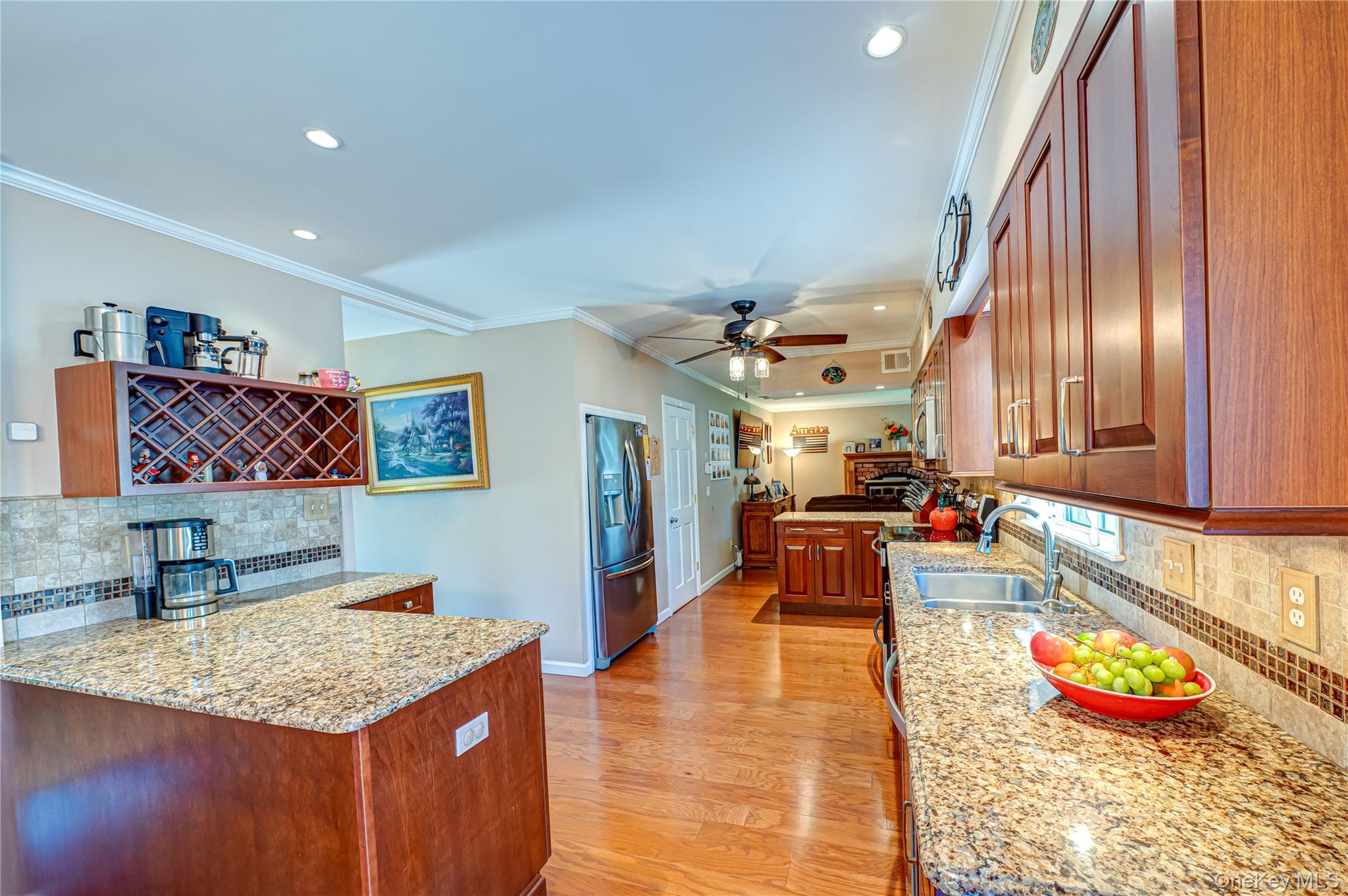 20 Bayview Road, Amityville, NY 11701