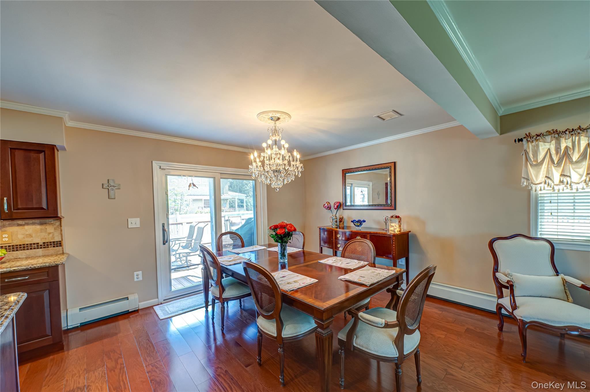 20 Bayview Road, Amityville, NY 11701