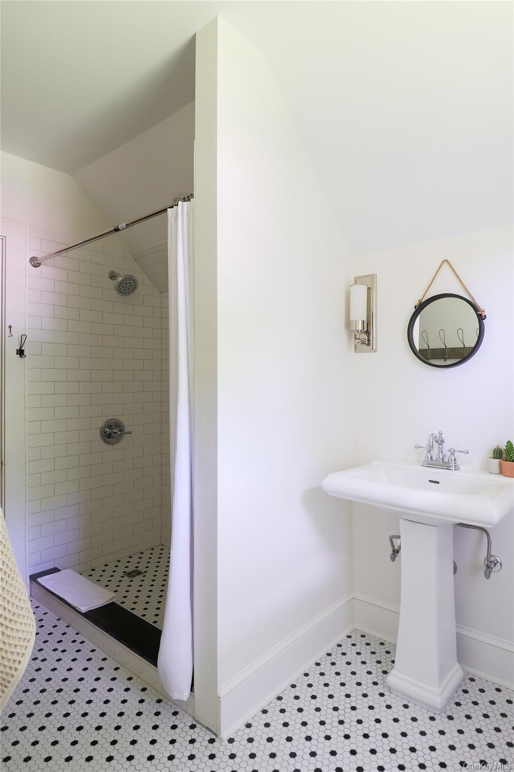 12 Highview Avenue, Callicoon, NY 12723