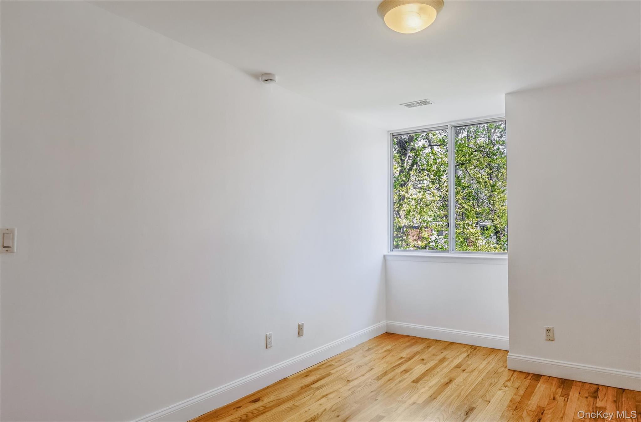 523 Colony Drive, Hartsdale, NY 10530