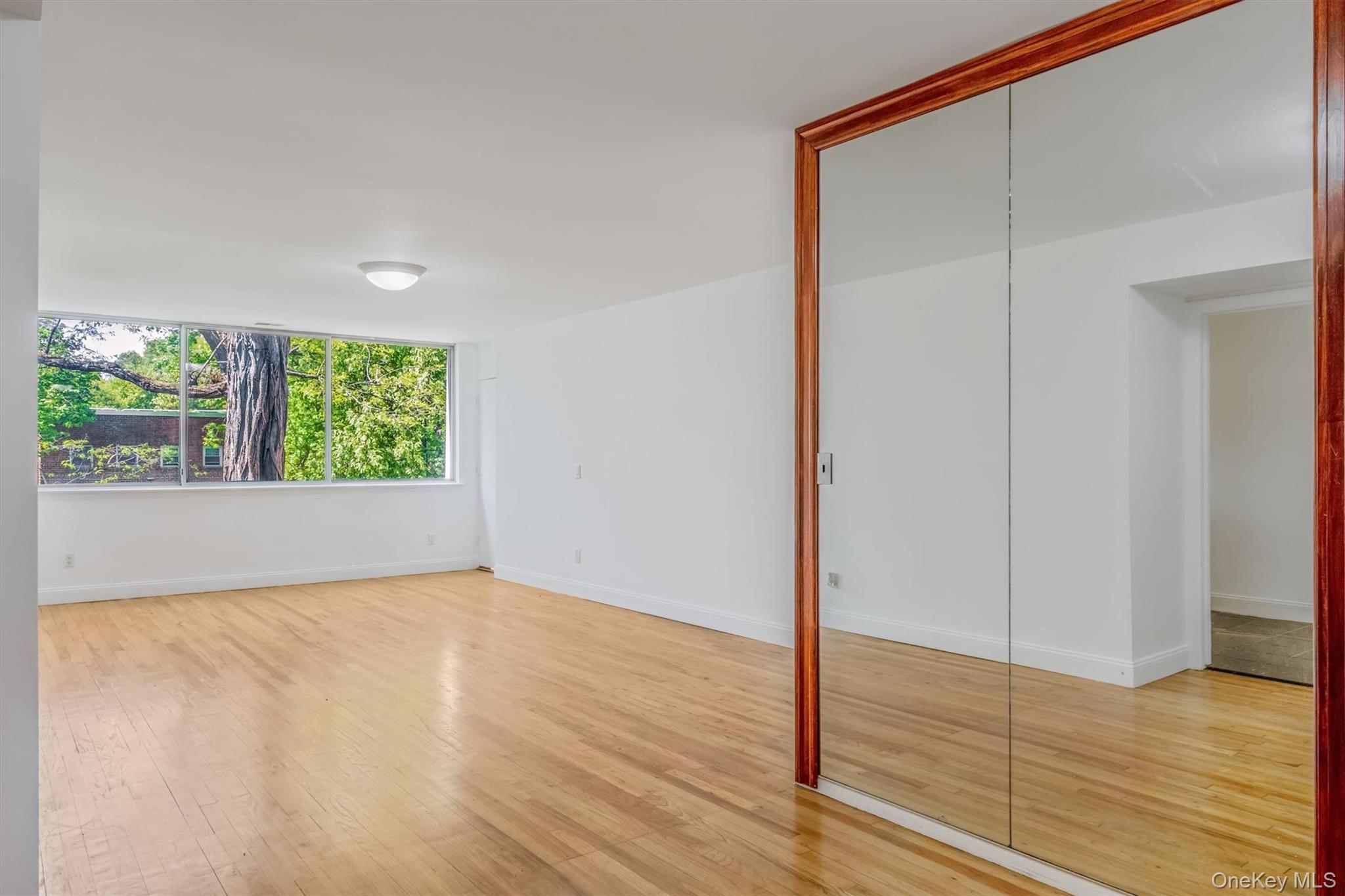 523 Colony Drive, Hartsdale, NY 10530