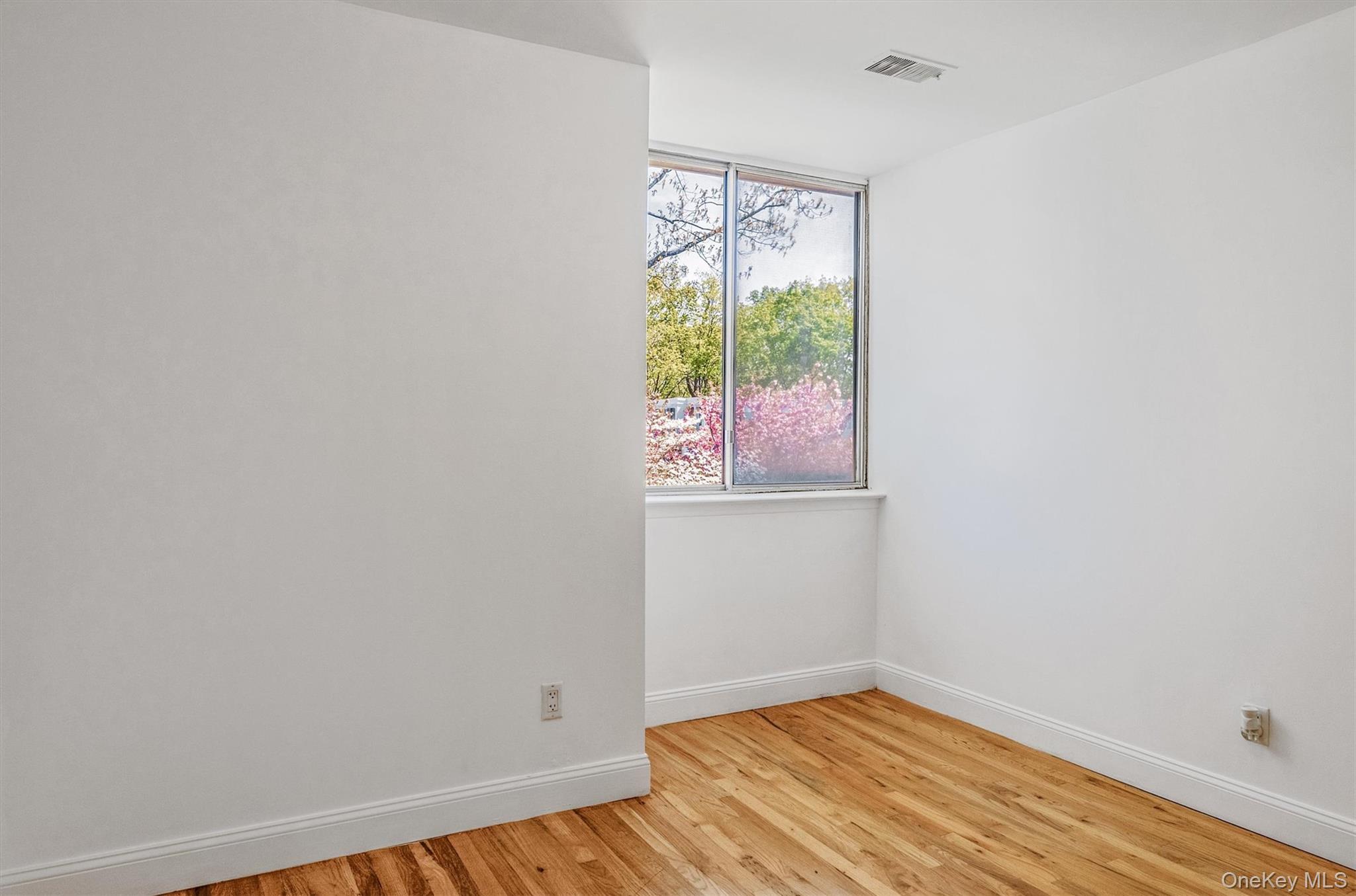 523 Colony Drive, Hartsdale, NY 10530