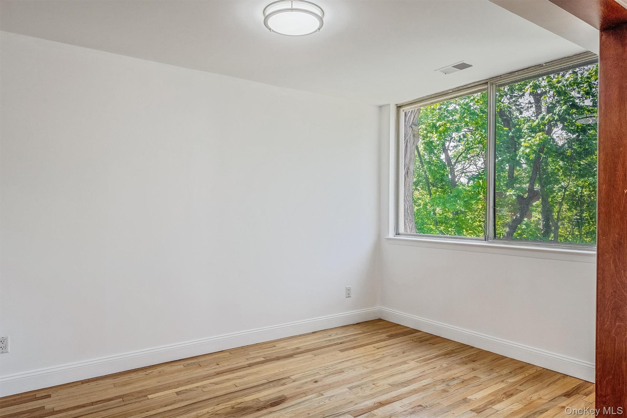 523 Colony Drive, Hartsdale, NY 10530