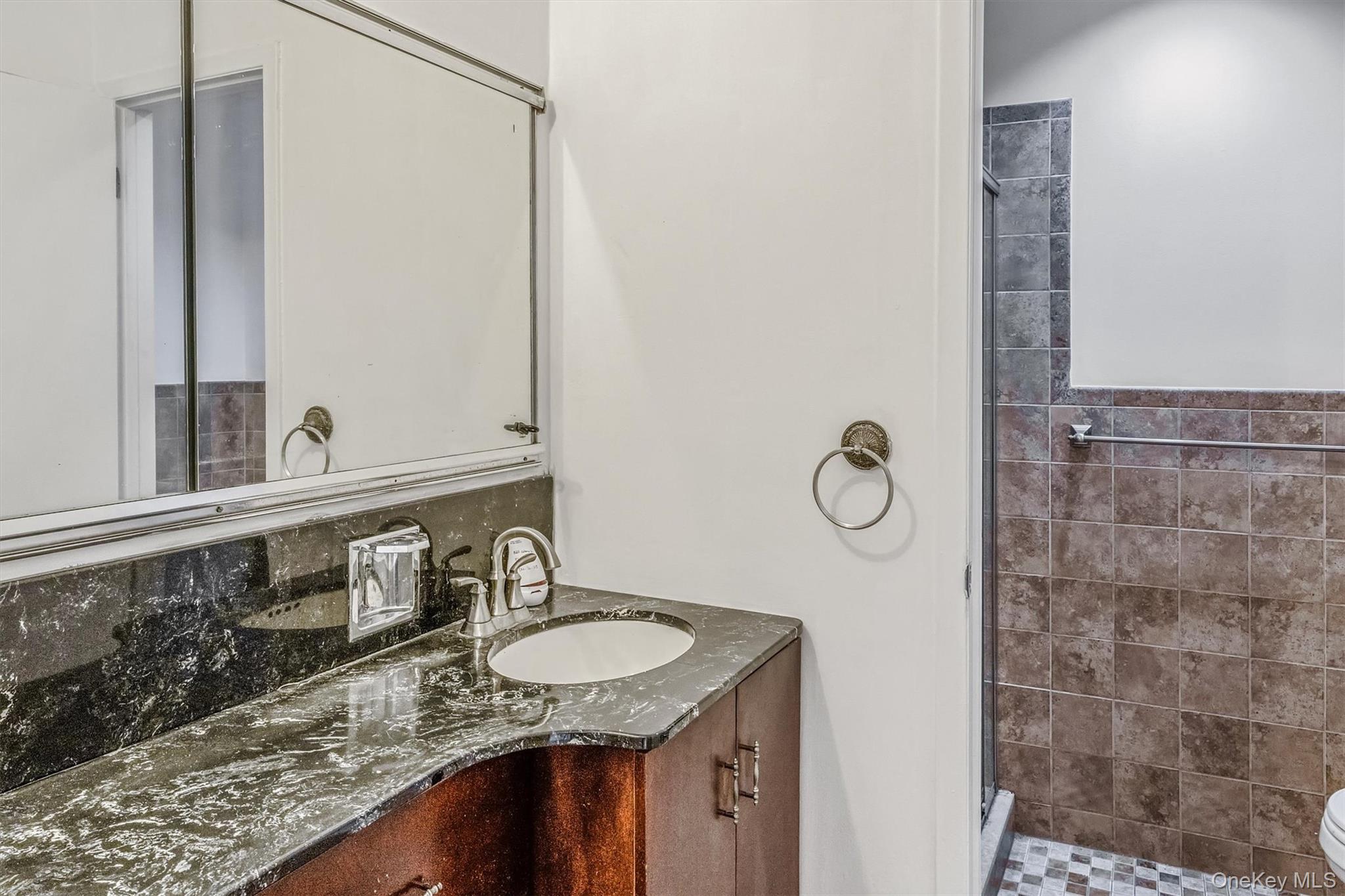 523 Colony Drive, Hartsdale, NY 10530