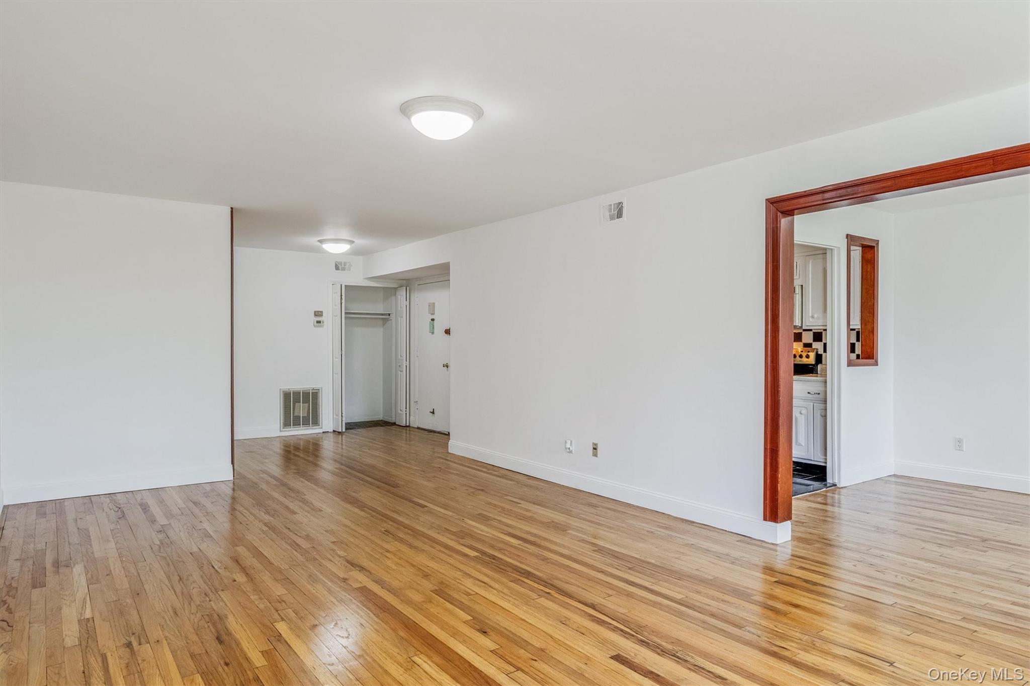 523 Colony Drive, Hartsdale, NY 10530