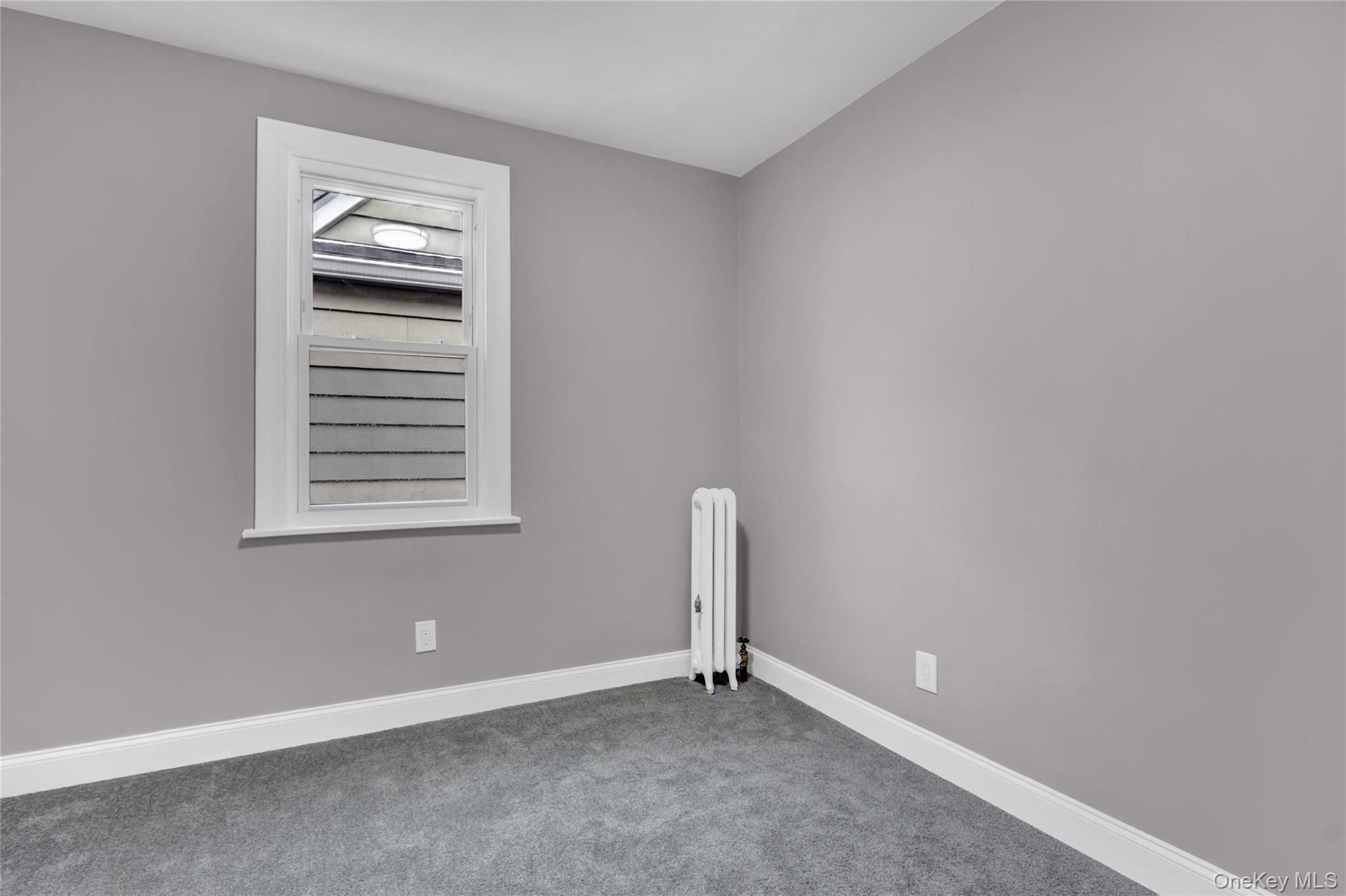 62-22 80th Road, Glendale, NY 11385