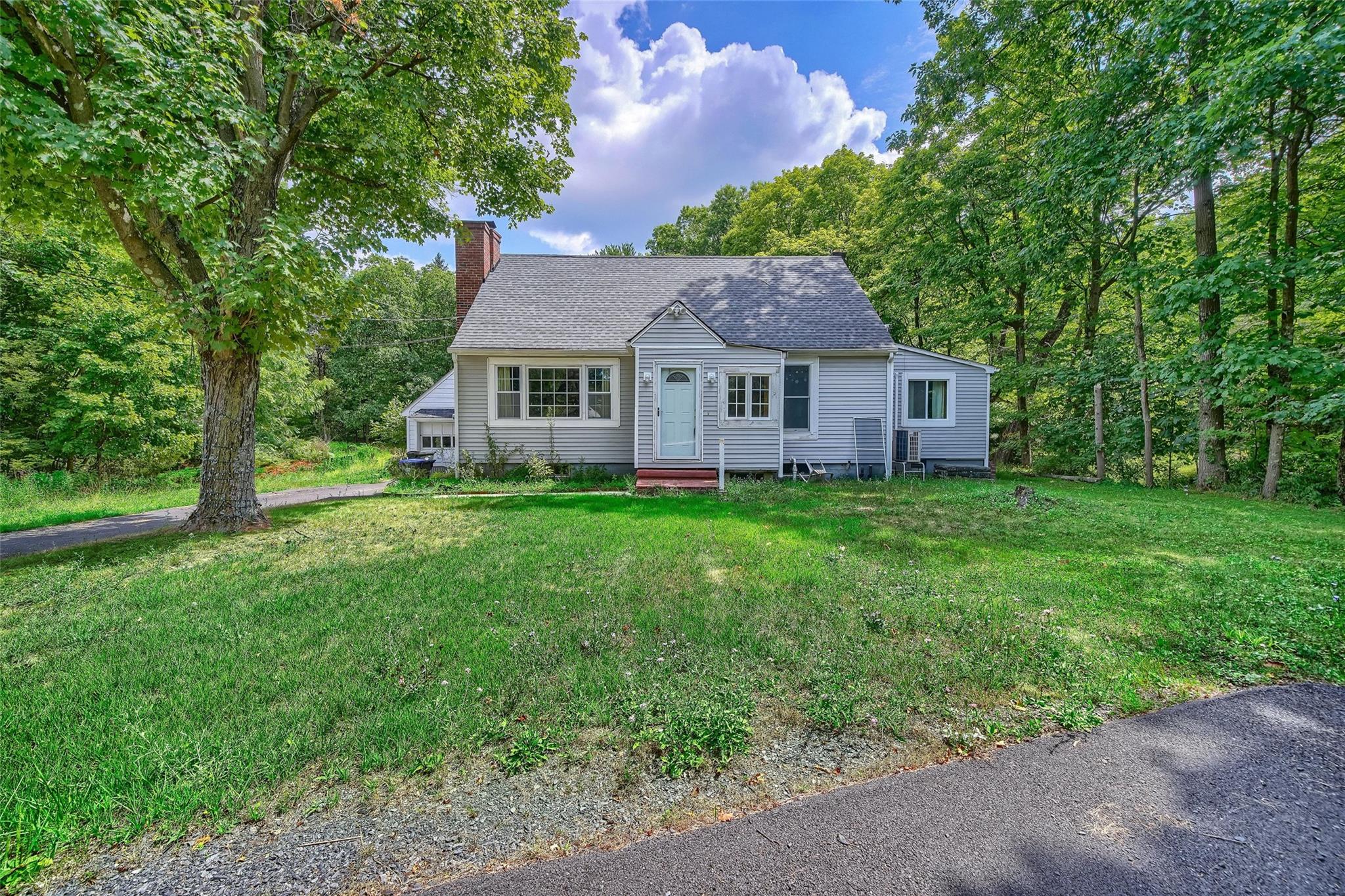 33 Hudson Road, Washingtonville, NY 10992