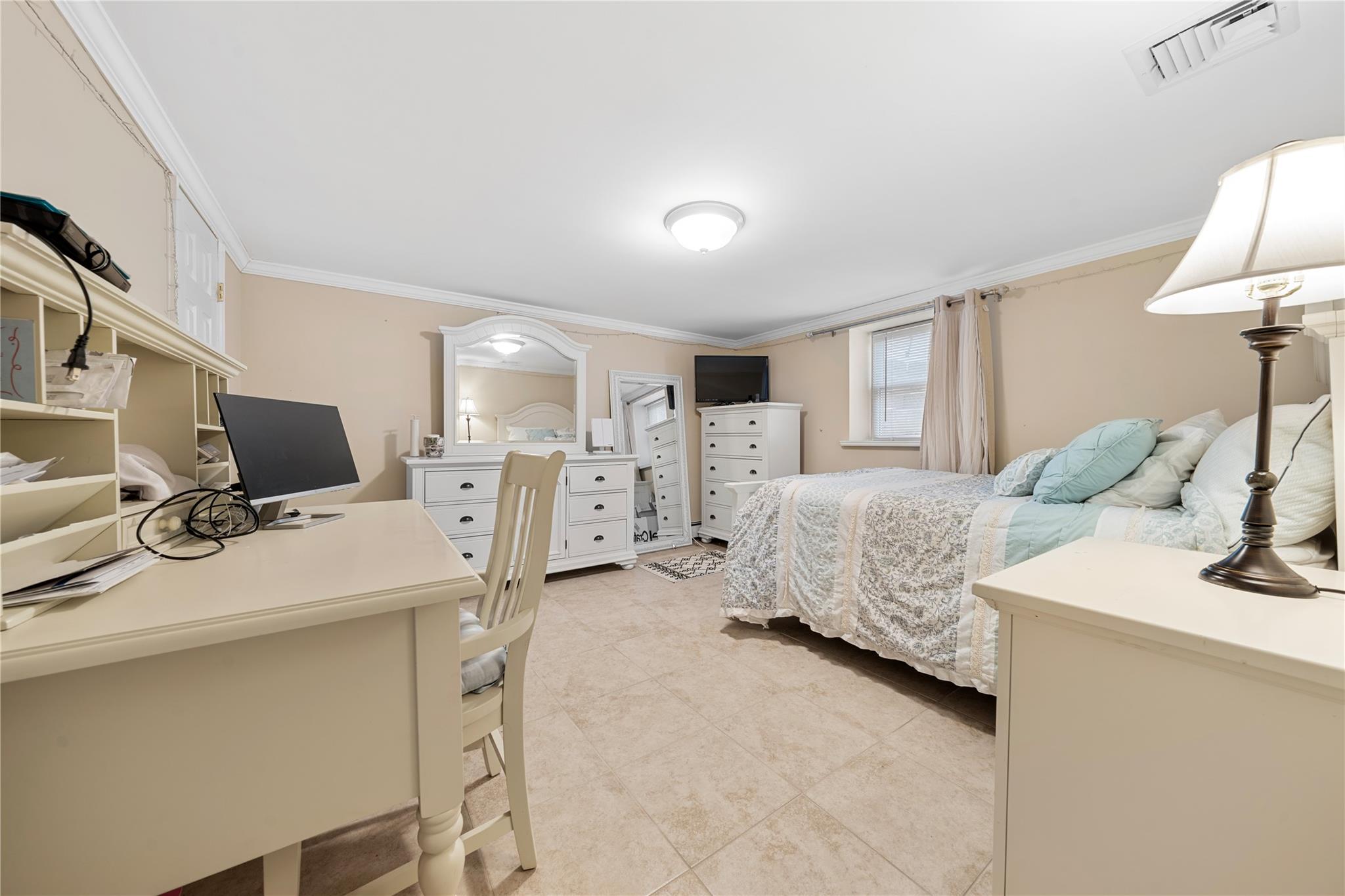 53 William Penn Drive, Stony Brook, NY 11790
