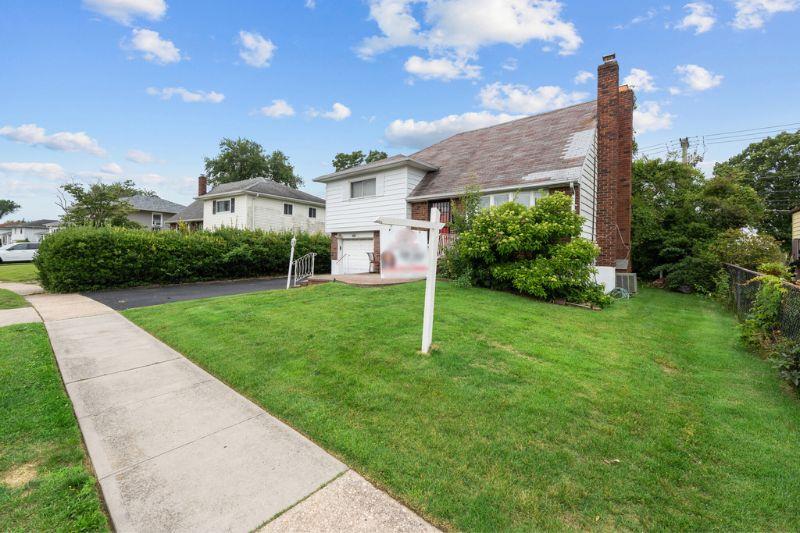 46 Ford Drive W, Massapequa, NY 11758