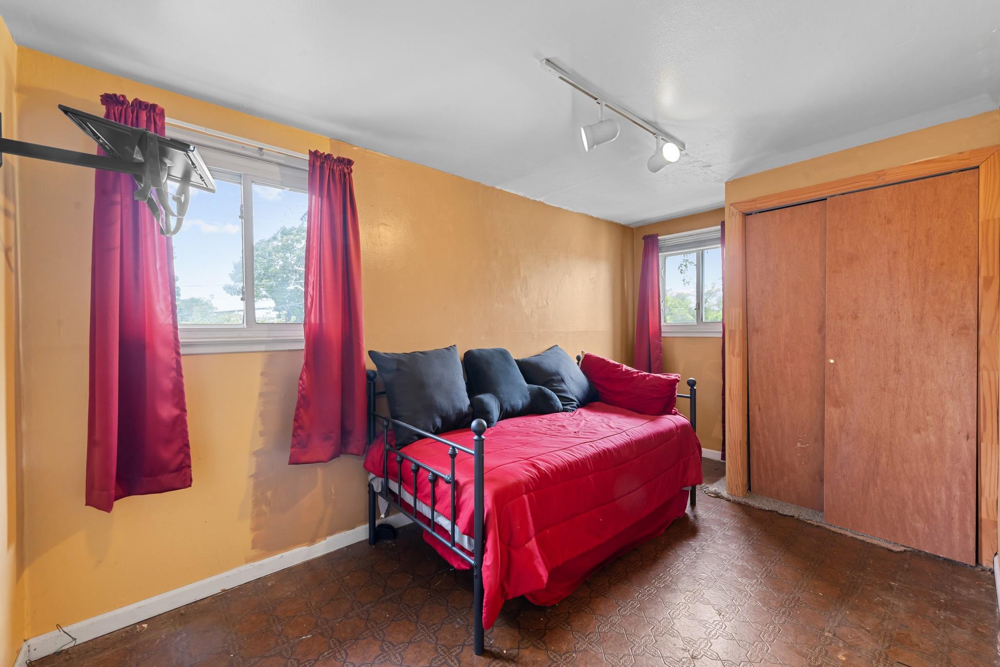 46 Ford Drive W, Massapequa, NY 11758