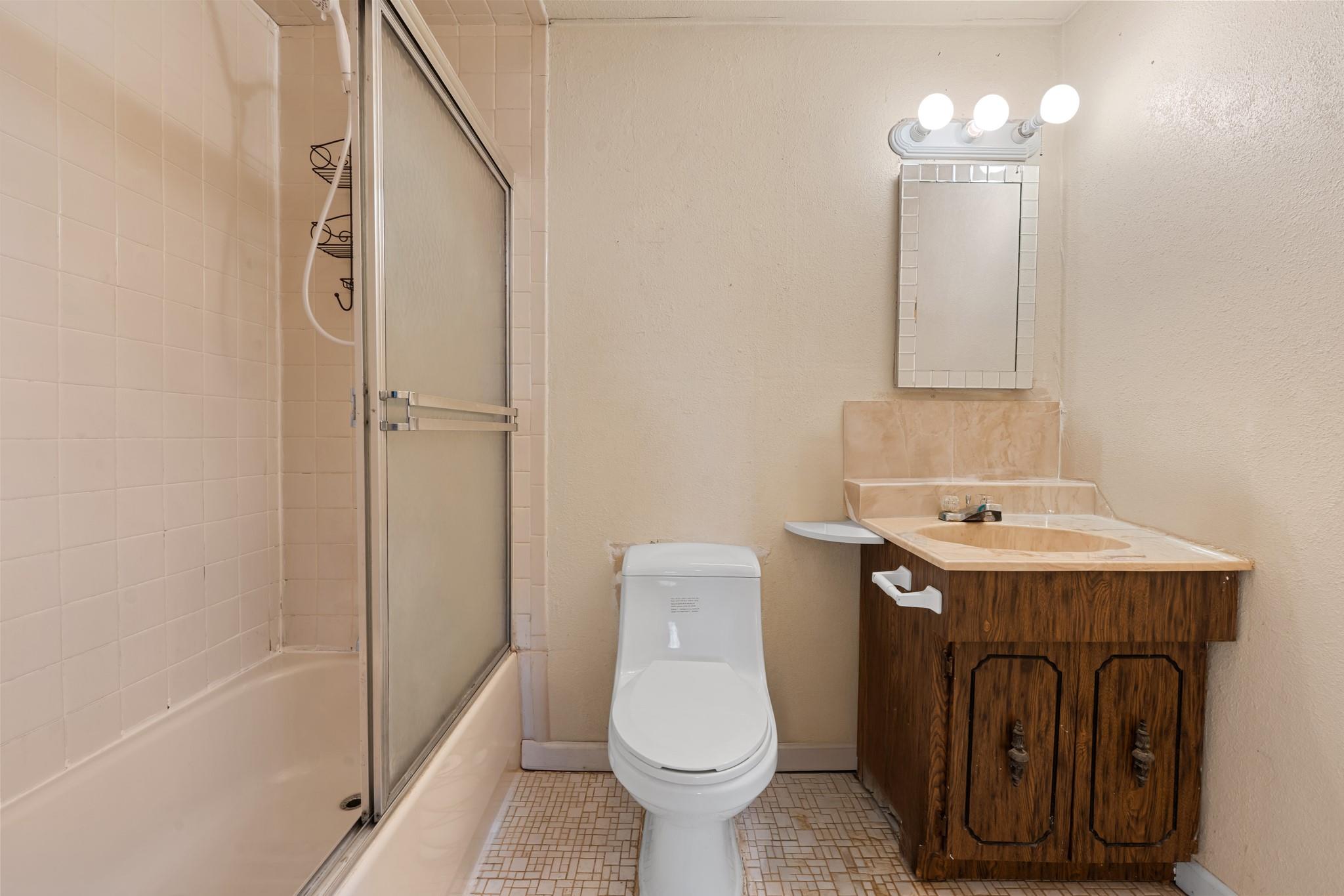 46 Ford Drive W, Massapequa, NY 11758