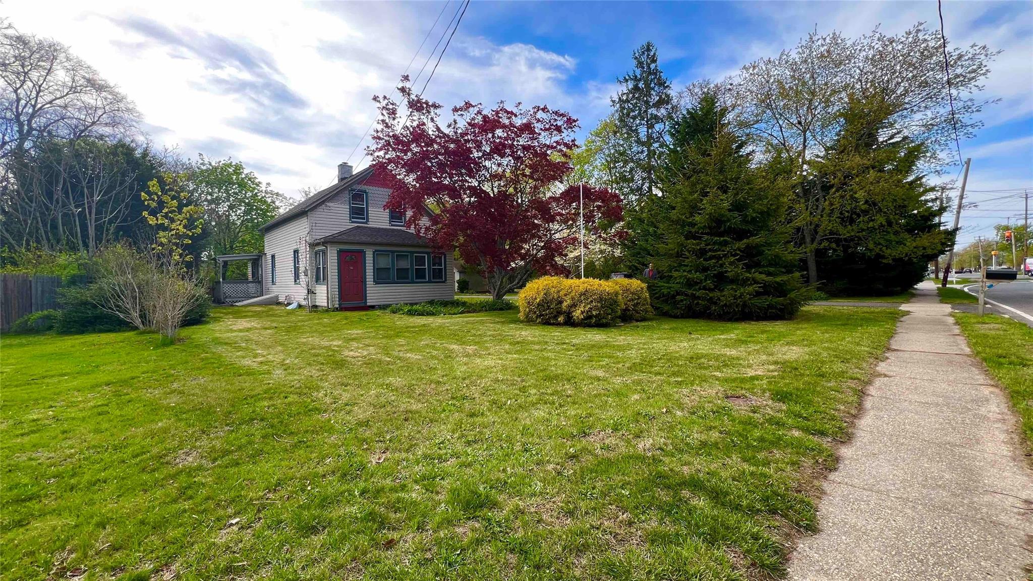 1440 Smithtown Avenue, Bohemia, NY 11716