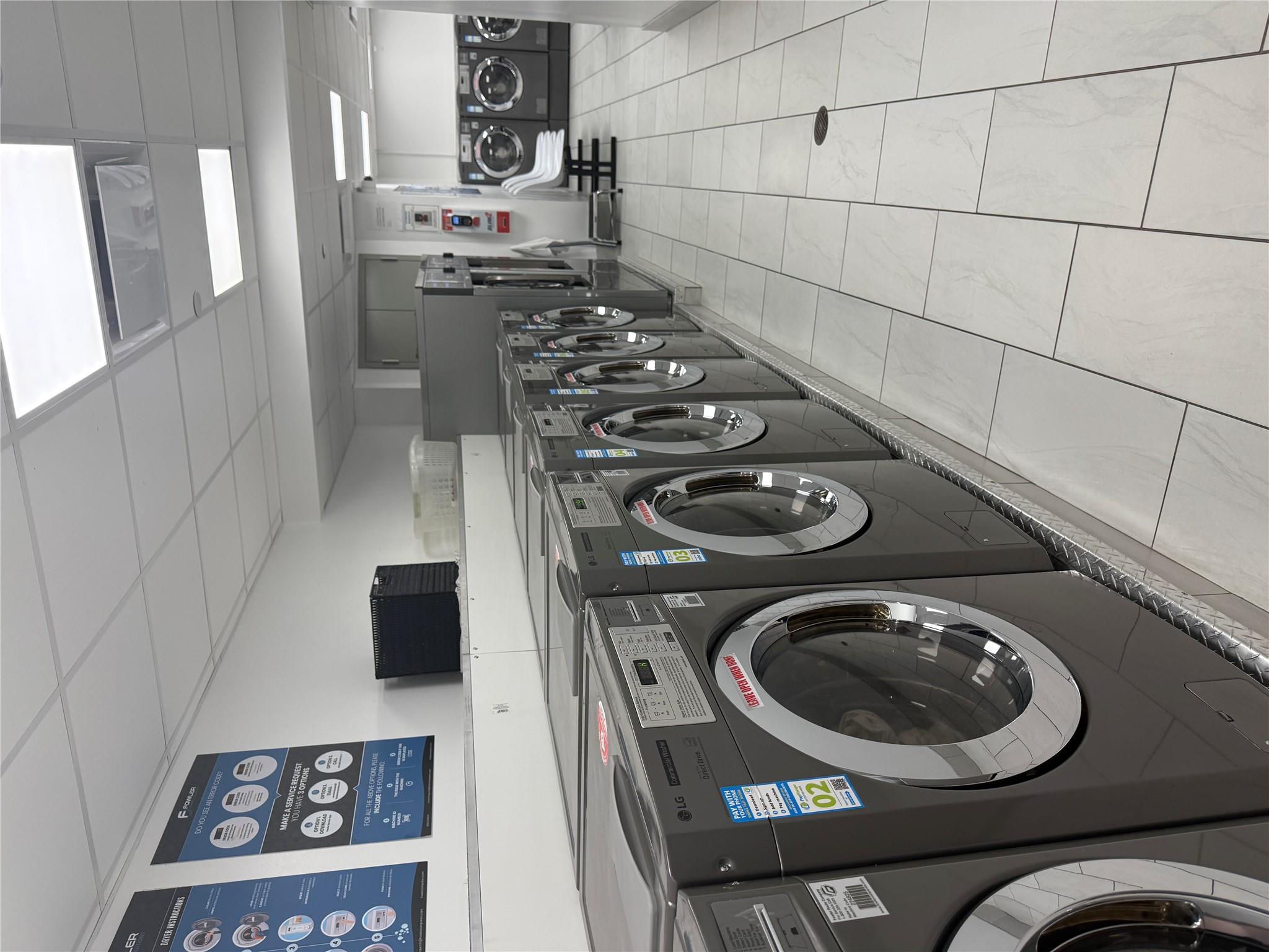 150 W 51 # 1032, New York (Manhattan), NY 10019