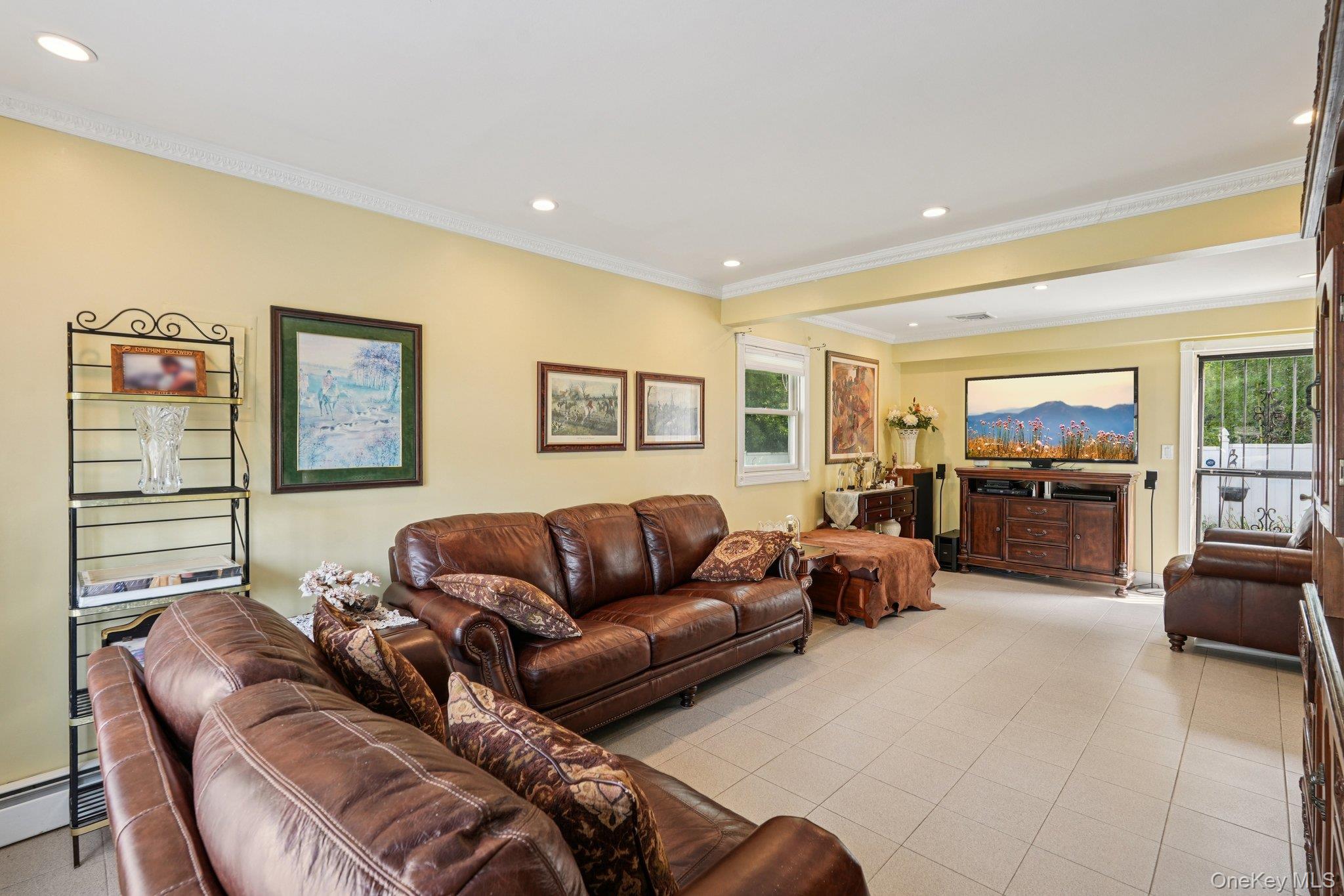 152 Lake Road, Valley Cottage, NY 10989