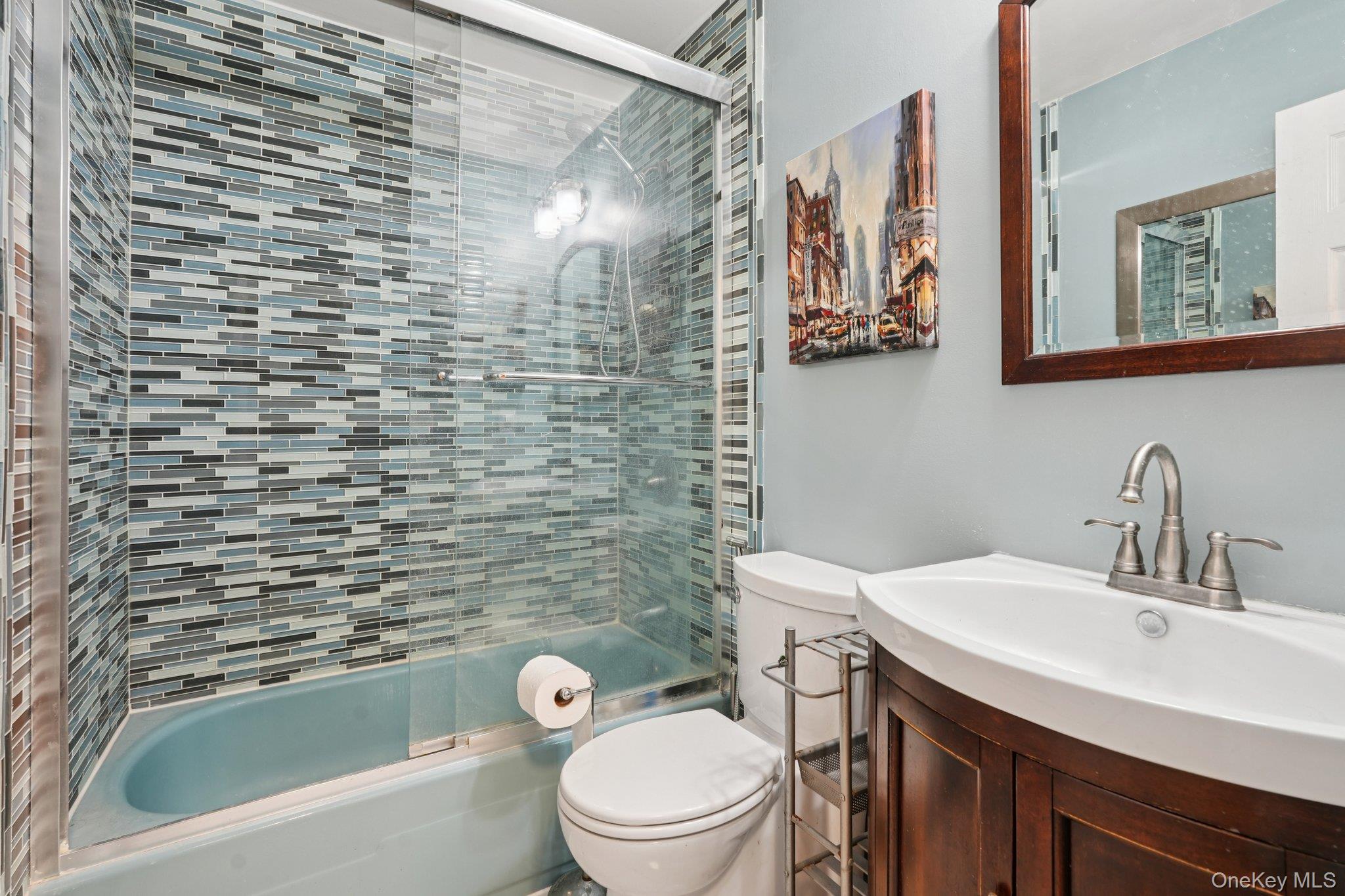 152 Lake Road, Valley Cottage, NY 10989