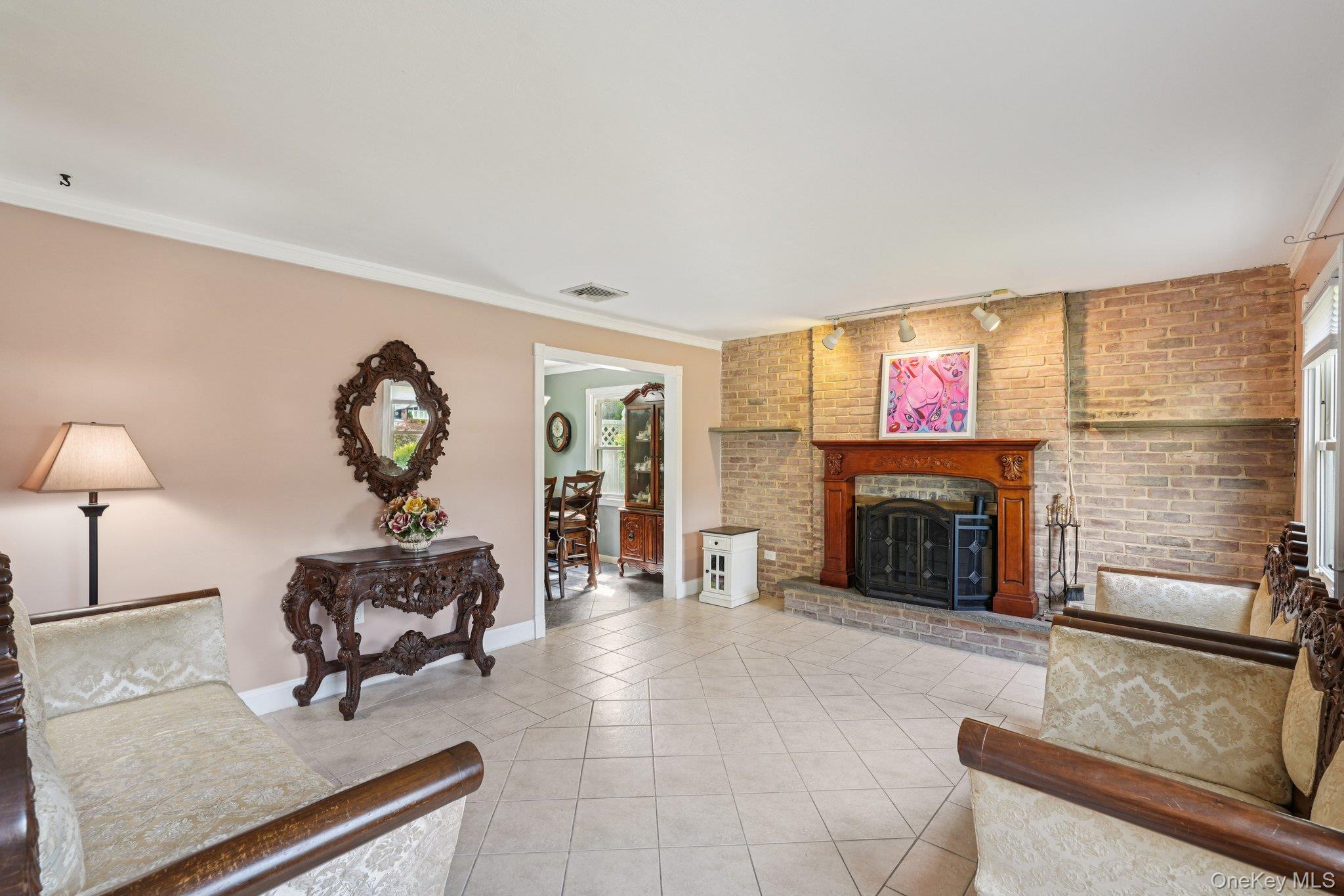 152 Lake Road, Valley Cottage, NY 10989