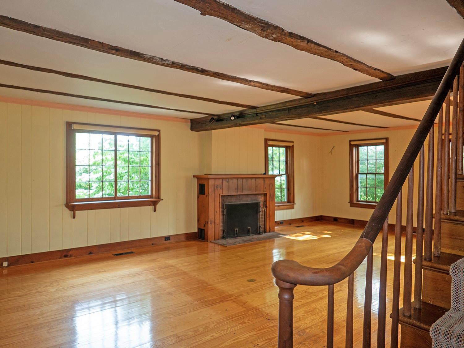 226 County Route 17, Chatham, NY 12184