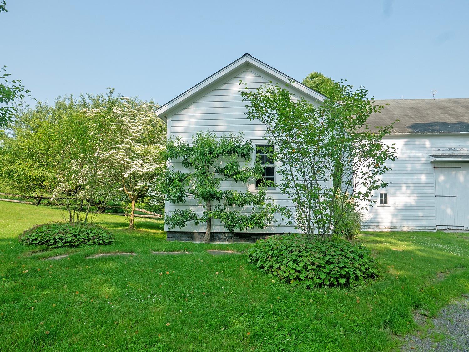 226 County Route 17, Chatham, NY 12184