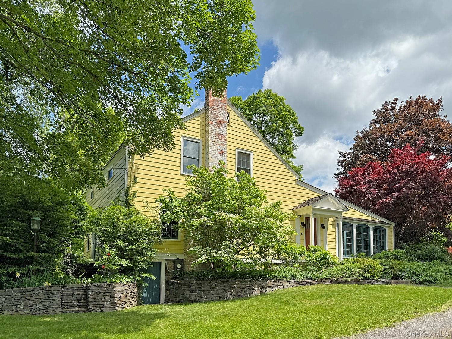 226 County Route 17, Chatham, NY 12184