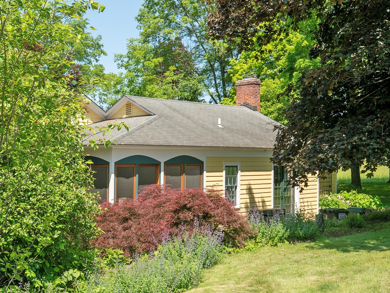 226 County Route 17, Chatham, NY 12184