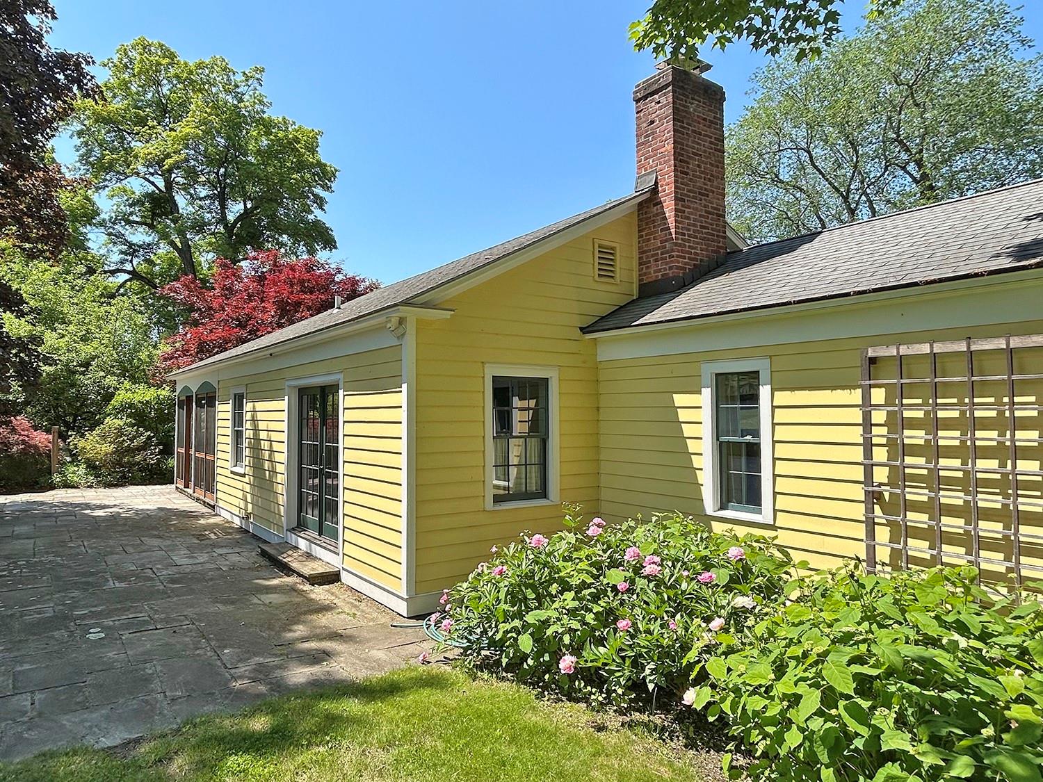 226 County Route 17, Chatham, NY 12184