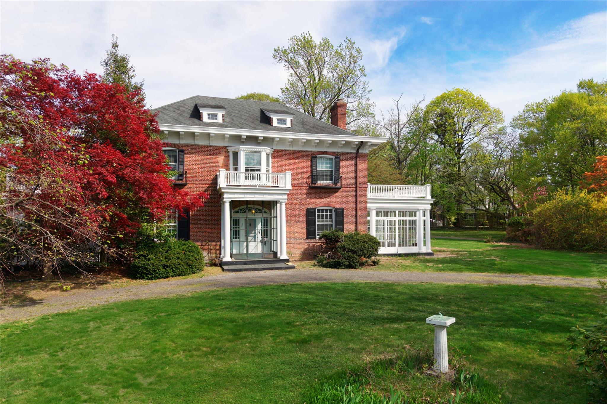 44 North Drive, Manhasset, NY 11030