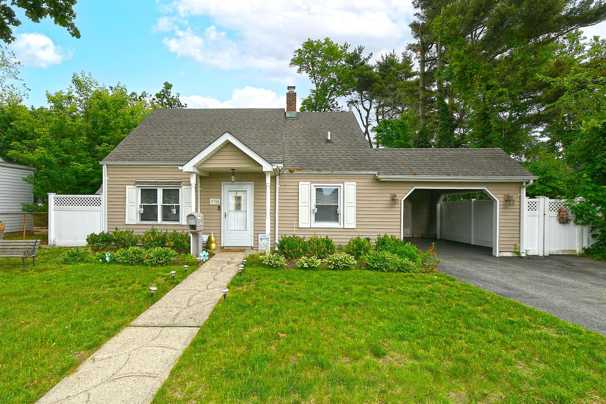 335 Orchid Road, Levittown, NY 11756