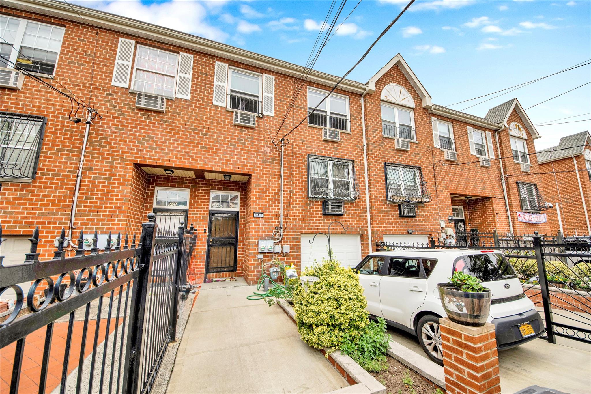 643 Underhill Avenue, Bronx, NY 10473