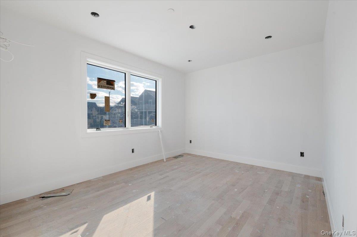 56 Oregon Street, Long Beach, NY 11561