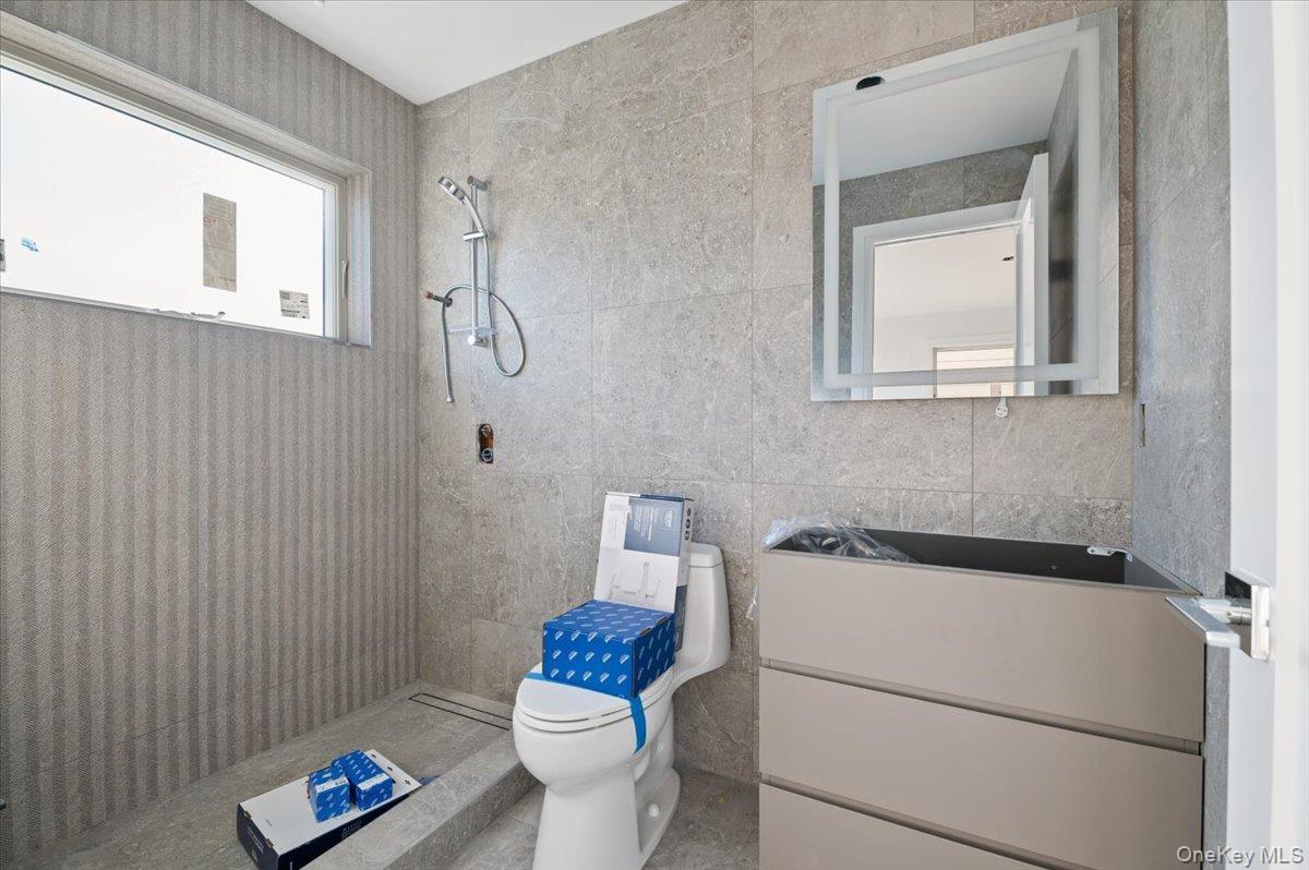 56 Oregon Street, Long Beach, NY 11561