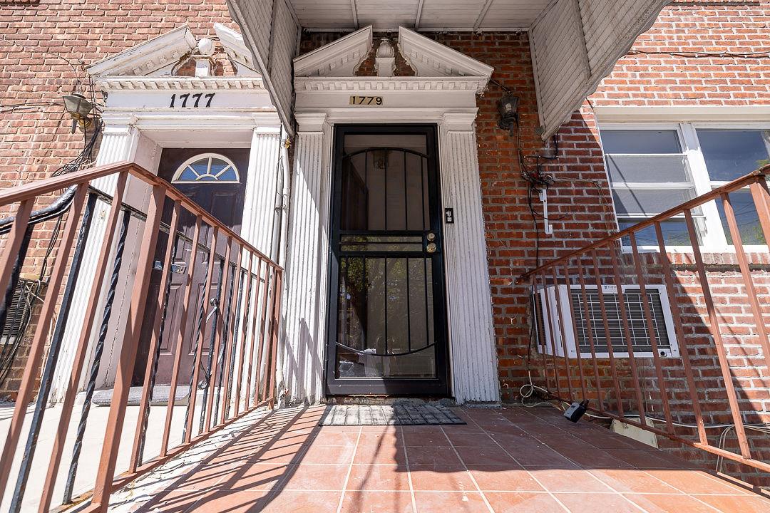 1779 Pitman Avenue, Bronx, NY 10466