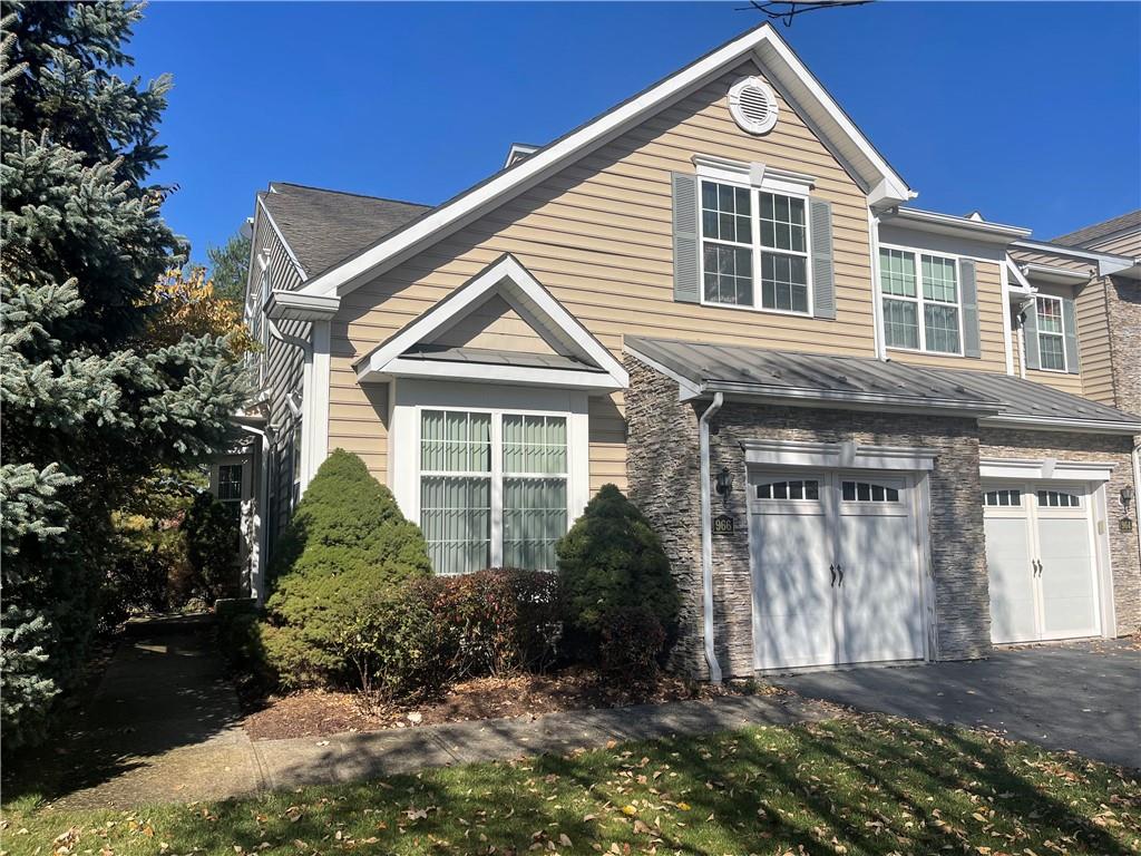 966 Huntington Drive, Fishkill, NY 12524