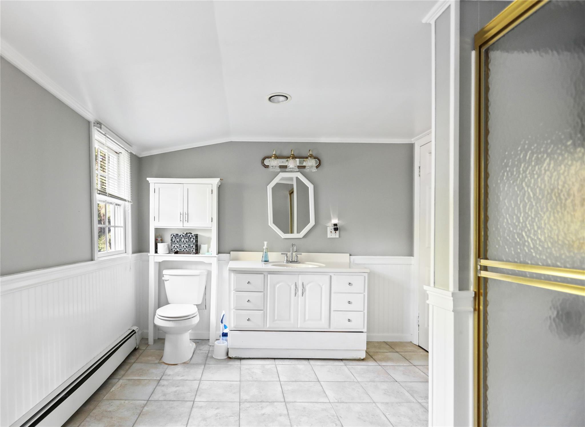 8 Rose Court, Northport, NY 11768