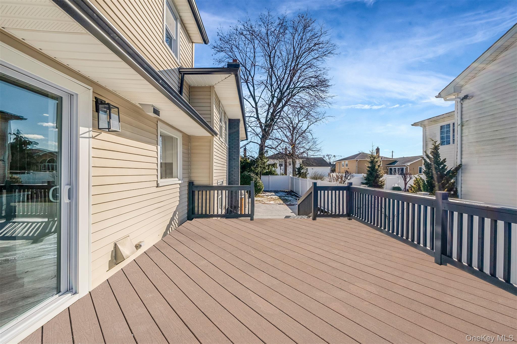 2810 Wynsum Avenue, Merrick, NY 11566