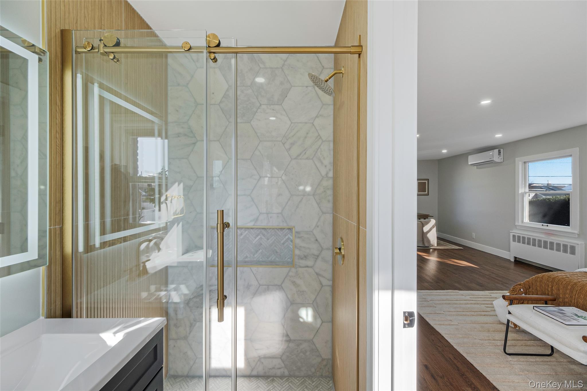 2810 Wynsum Avenue, Merrick, NY 11566