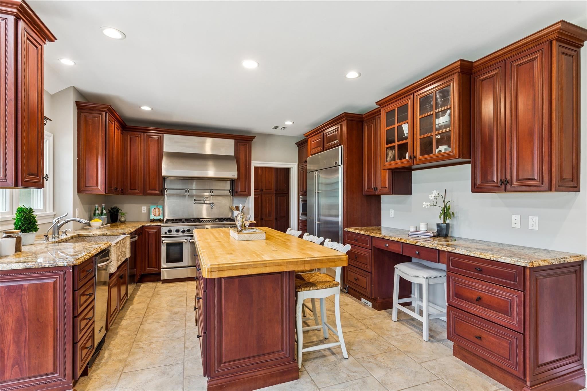 1465 Ackerly Pond Lane, Southold, NY 11971