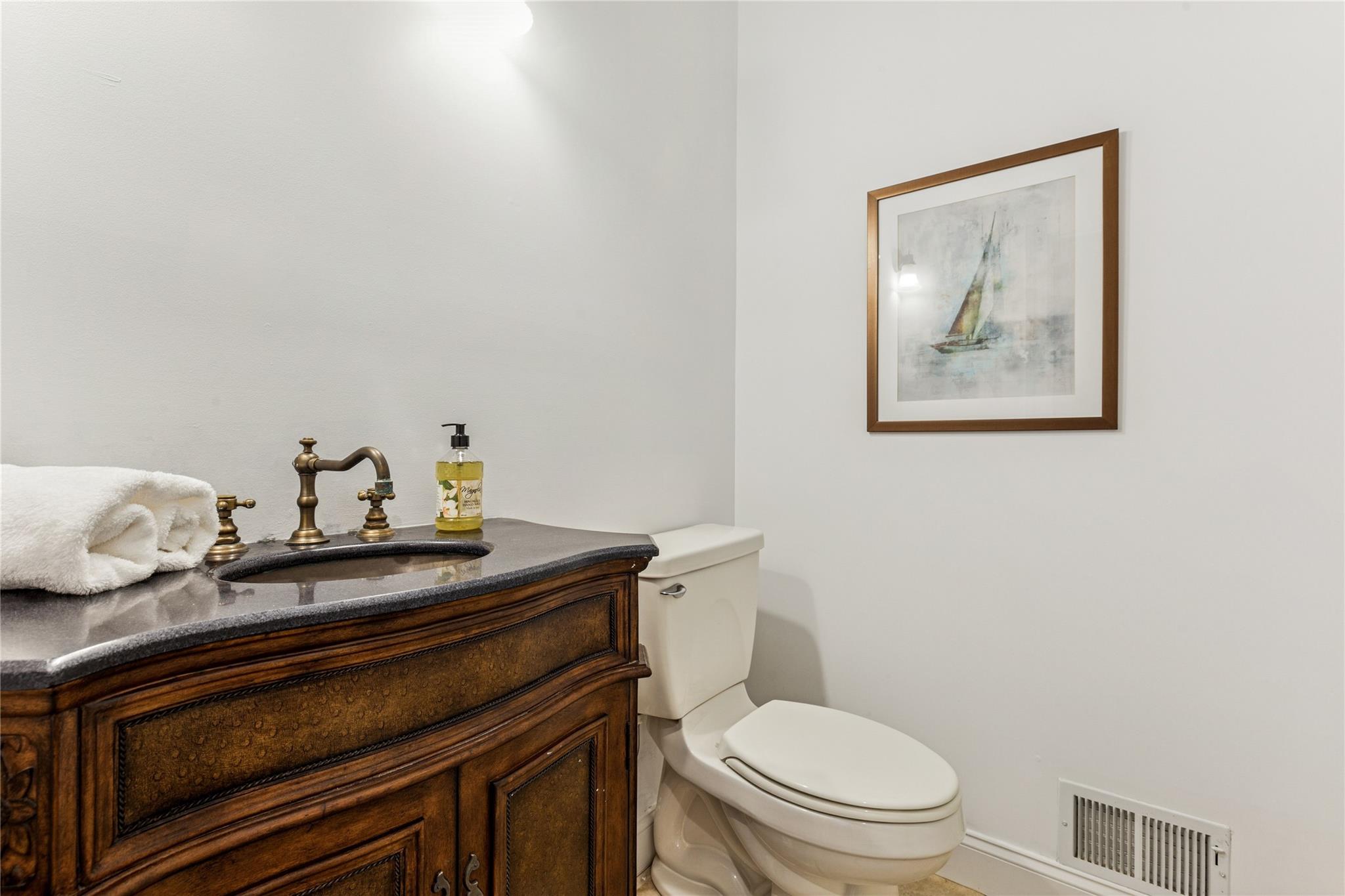 1465 Ackerly Pond Lane, Southold, NY 11971