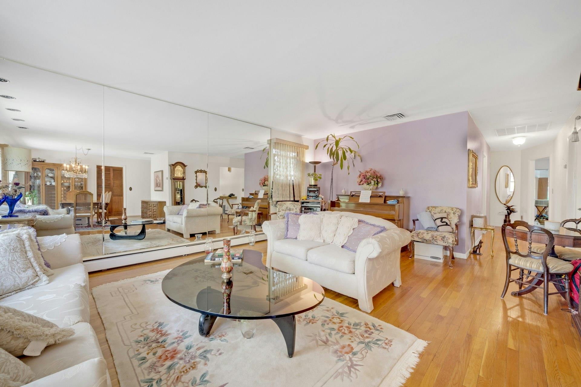 572 Scarsdale Road, Tuckahoe, NY 10707