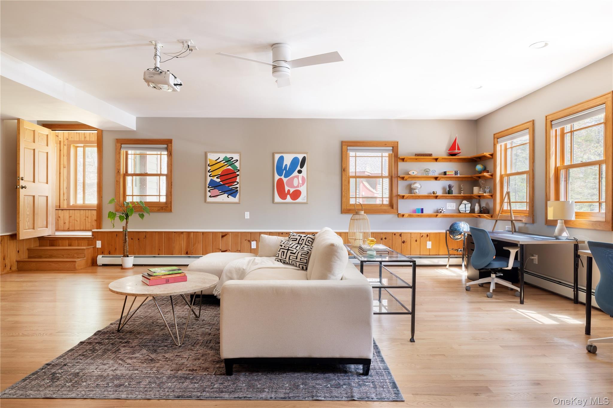 15 Old Farm Road, Rhinebeck, NY 12572