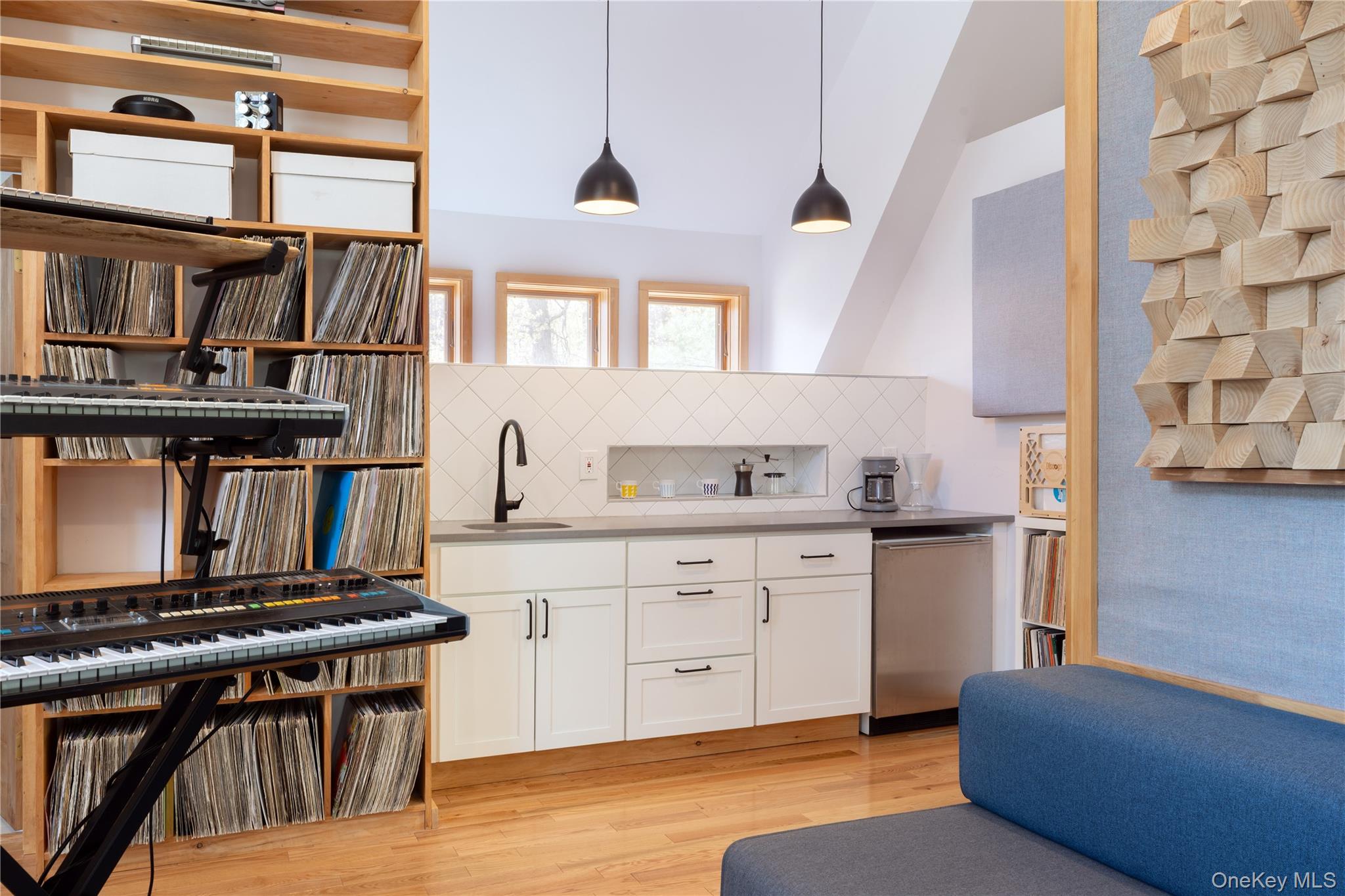 15 Old Farm Road, Rhinebeck, NY 12572